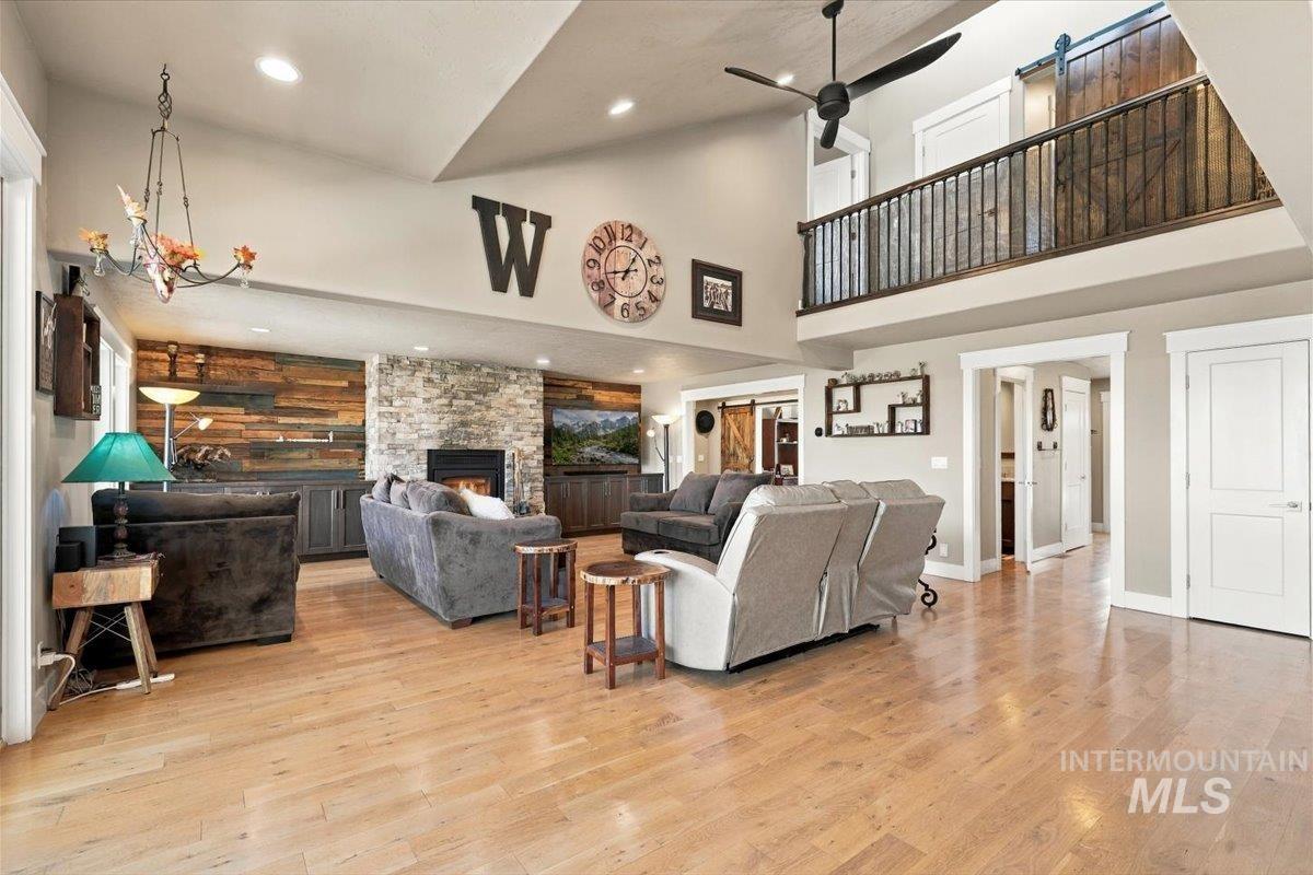 7900 Elmore Rd, Fruitland, Idaho 83619, 3 Bedrooms, 2.5 Bathrooms, Residential For Sale, Price $1,125,000, 99001307
