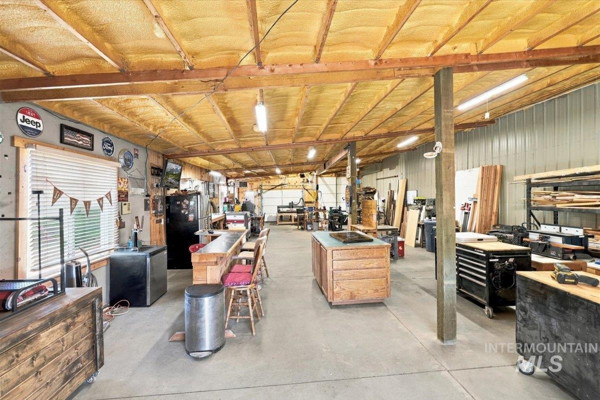 7900 Elmore Rd, Fruitland, Idaho 83619, 3 Bedrooms, 2.5 Bathrooms, Residential For Sale, Price $1,125,000, 99001307