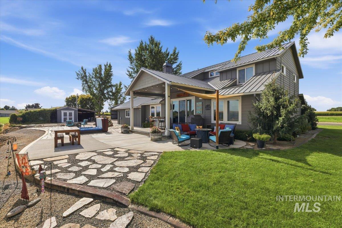 7900 Elmore Rd, Fruitland, Idaho 83619, 3 Bedrooms, 2.5 Bathrooms, Residential For Sale, Price $1,125,000, 99001307