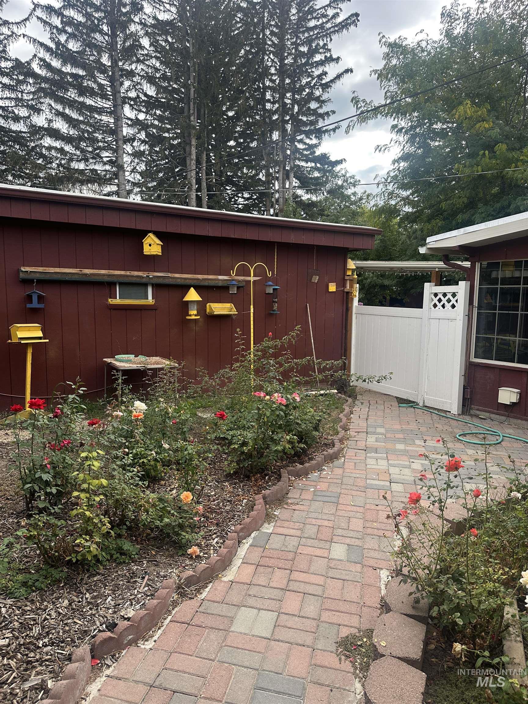 529 14th Street, Rupert, Idaho 83350, 3 Bedrooms, 3 Bathrooms, Residential For Sale, Price $320,000,MLS 99001308