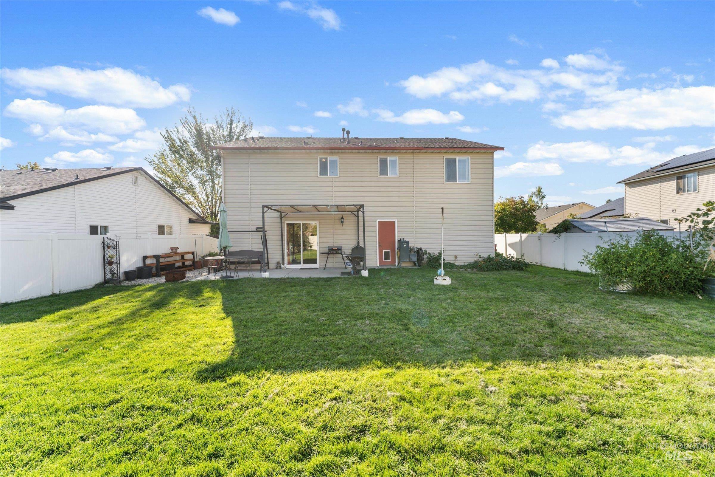 10536 Gossamer Ct, Nampa, Idaho 83687, 4 Bedrooms, 2.5 Bathrooms, Residential For Sale, Price $434,999,MLS 99001310