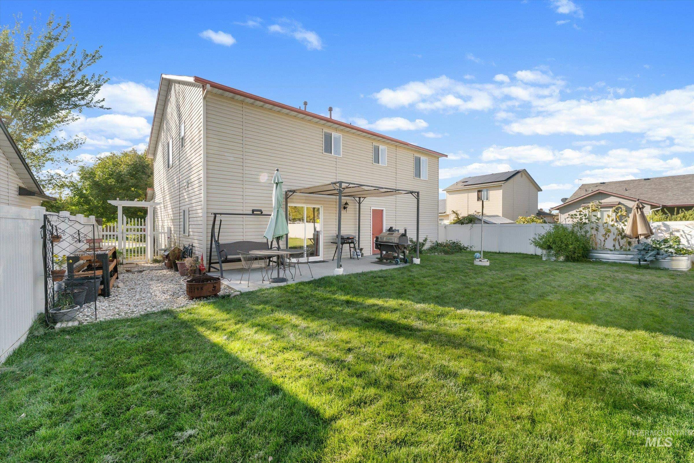 10536 Gossamer Ct, Nampa, Idaho 83687, 4 Bedrooms, 2.5 Bathrooms, Residential For Sale, Price $434,999,MLS 99001310