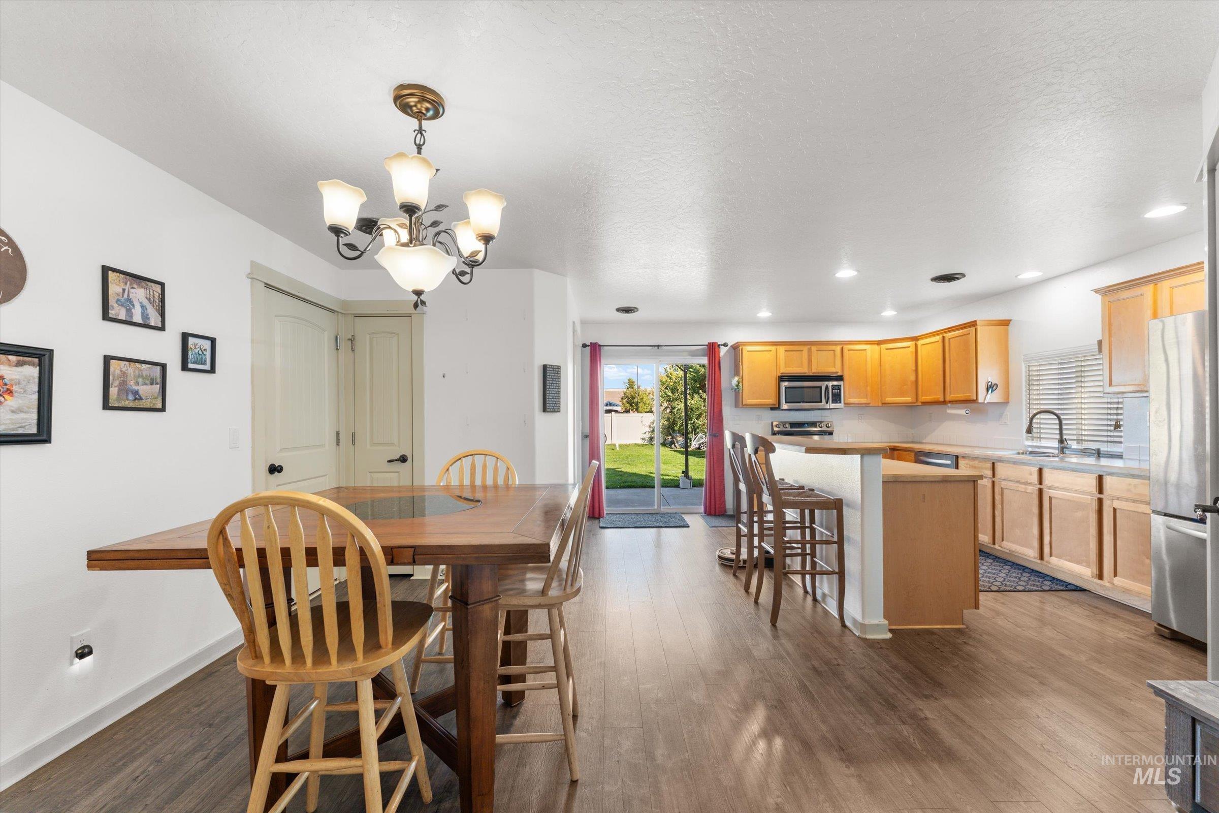 10536 Gossamer Ct, Nampa, Idaho 83687, 4 Bedrooms, 2.5 Bathrooms, Residential For Sale, Price $434,999,MLS 99001310