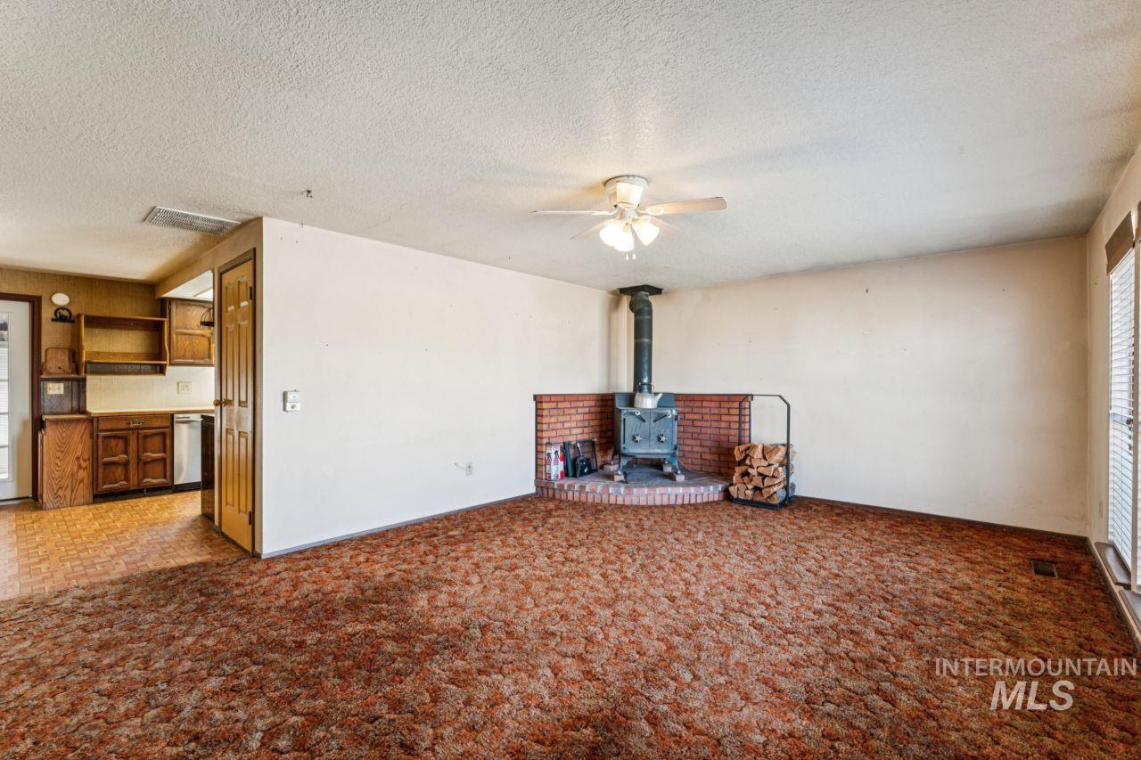 9845 N Highway 52, Horseshoe Bend, Idaho 83629, 3 Bedrooms, 1 Bathroom, Residential For Sale, Price $700,000, 99001316