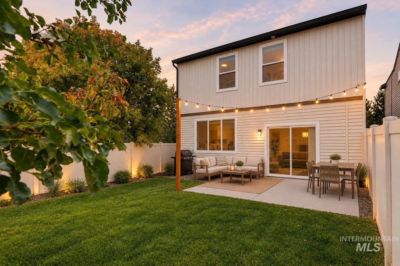 2203 E Ringneck Street, Meridian, Idaho 83646, 3 Bedrooms, 2.5 Bathrooms, Residential For Sale, Price $414,900,MLS 99001319