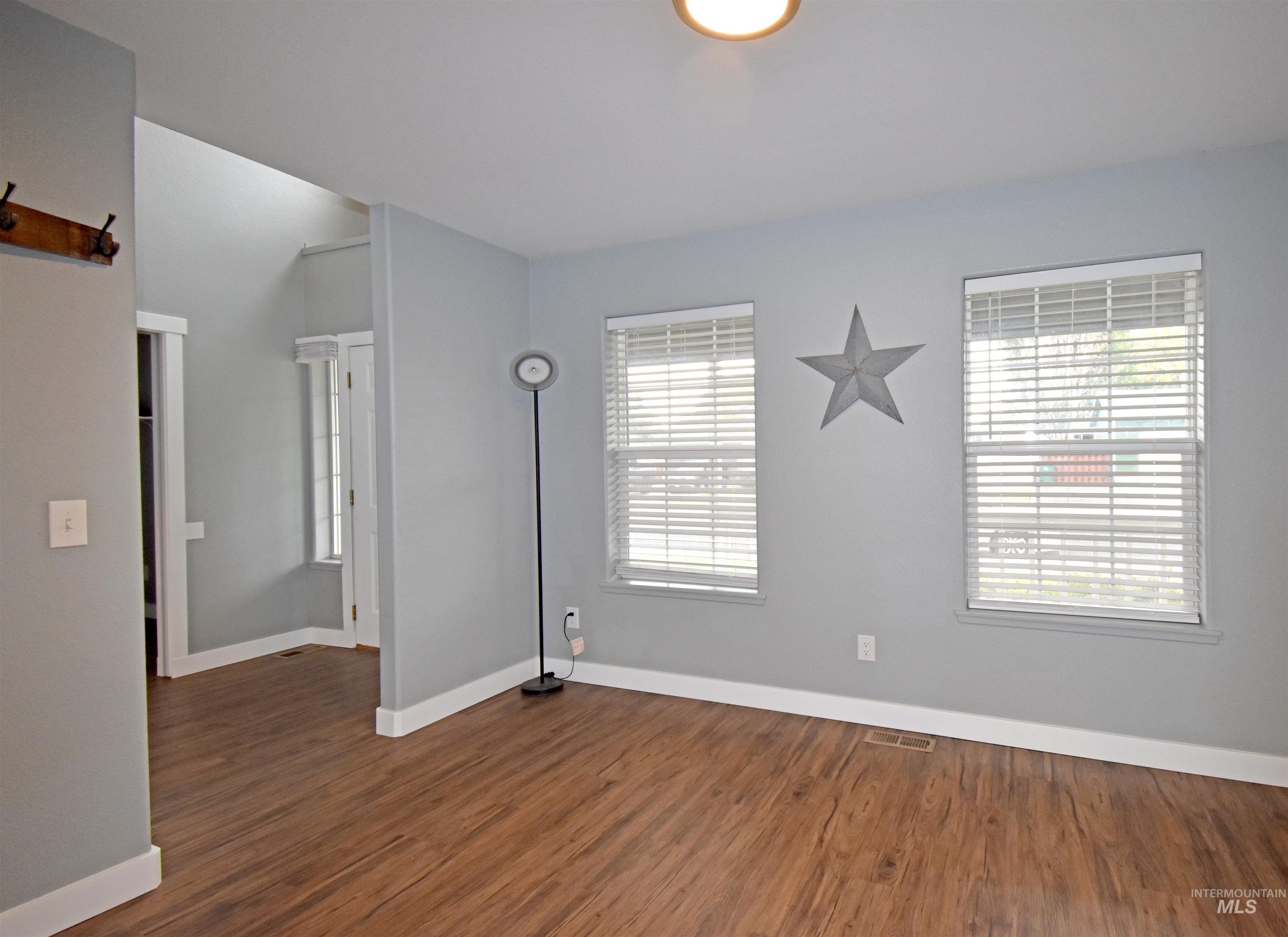 1928 Birch Court, Lewiston, Idaho 83501, 3 Bedrooms, 2.5 Bathrooms, Residential For Sale, Price $470,000,MLS 99001326