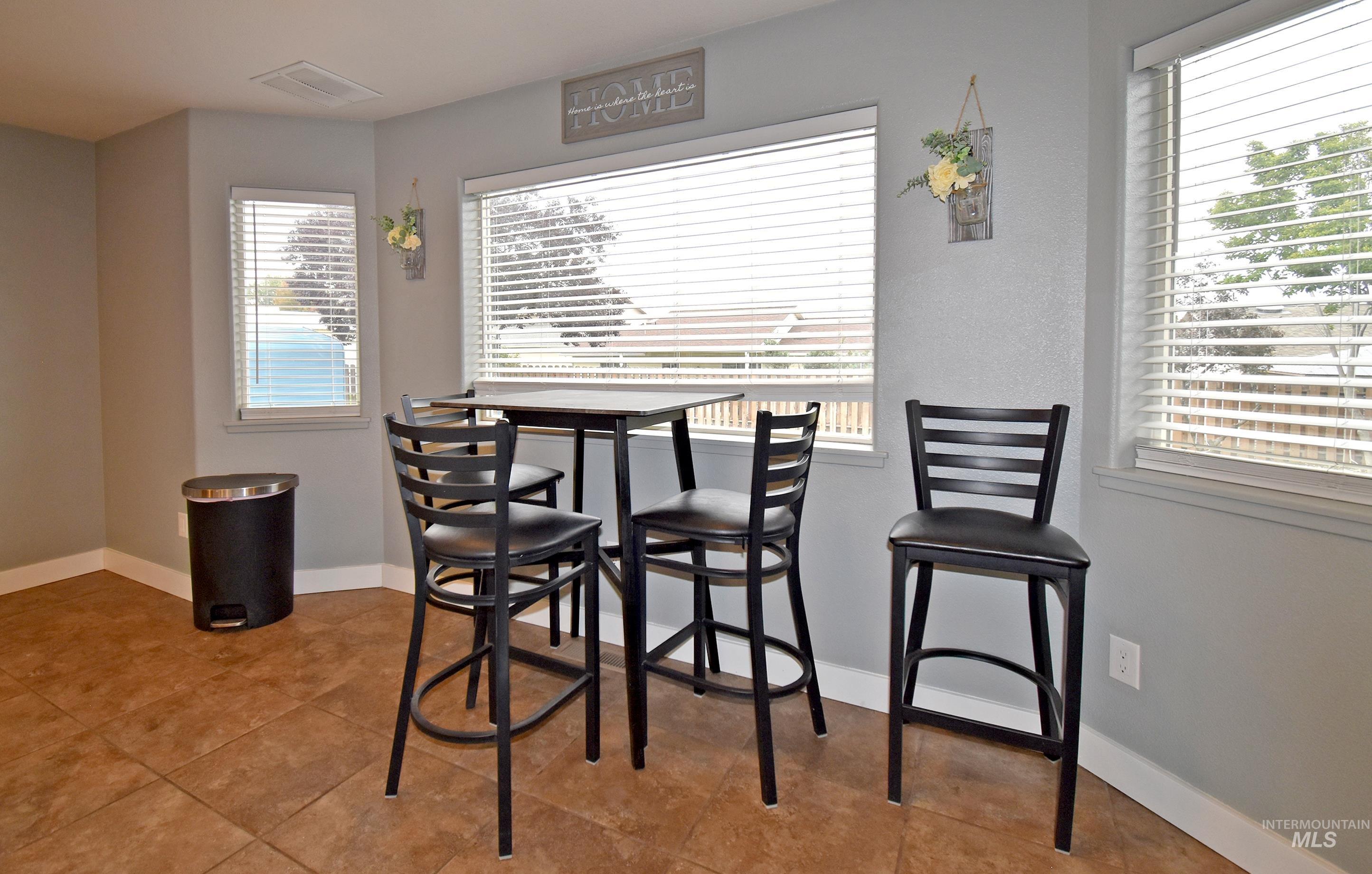 1928 Birch Court, Lewiston, Idaho 83501, 3 Bedrooms, 2.5 Bathrooms, Residential For Sale, Price $470,000,MLS 99001326