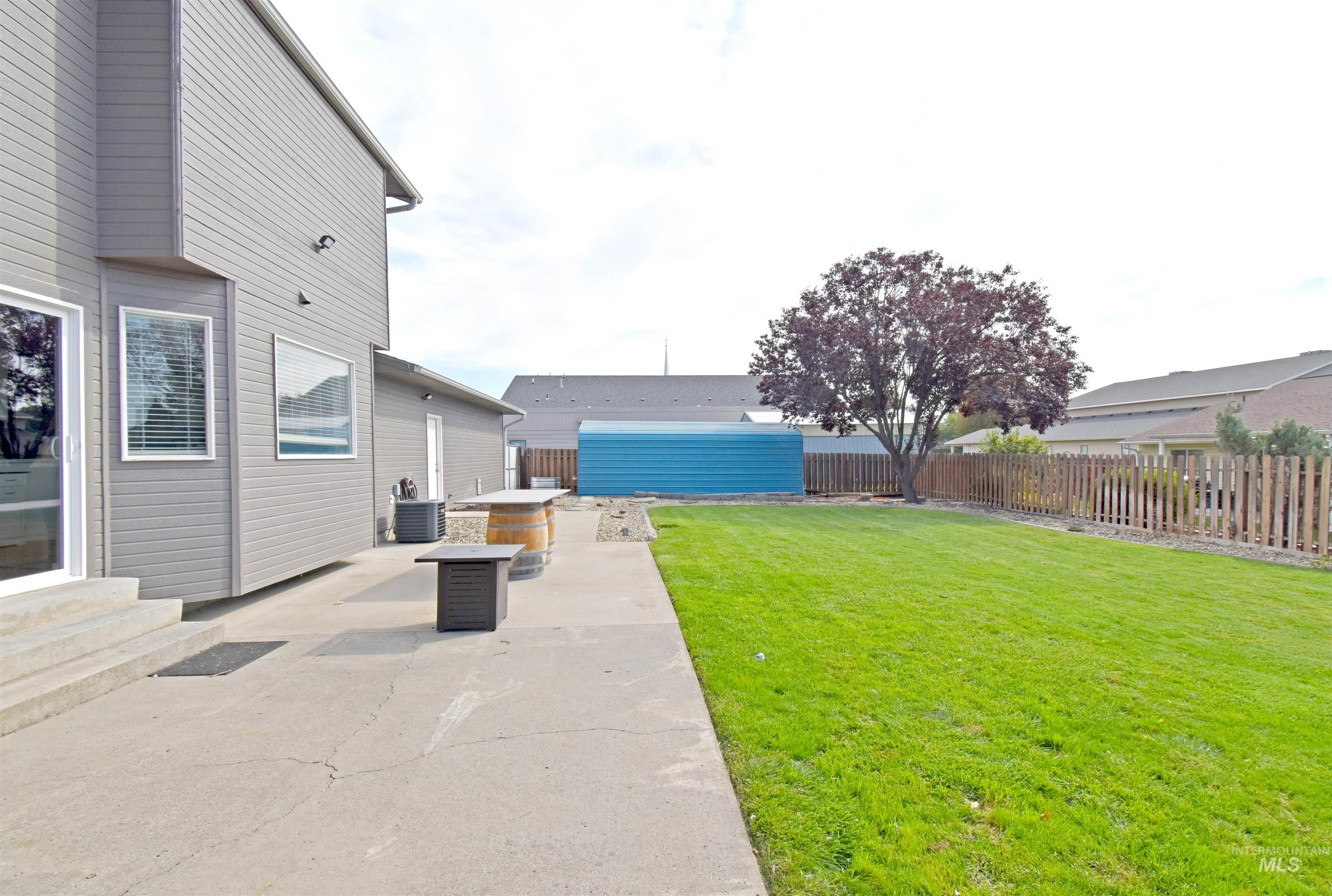 1928 Birch Court, Lewiston, Idaho 83501, 3 Bedrooms, 2.5 Bathrooms, Residential For Sale, Price $470,000,MLS 99001326