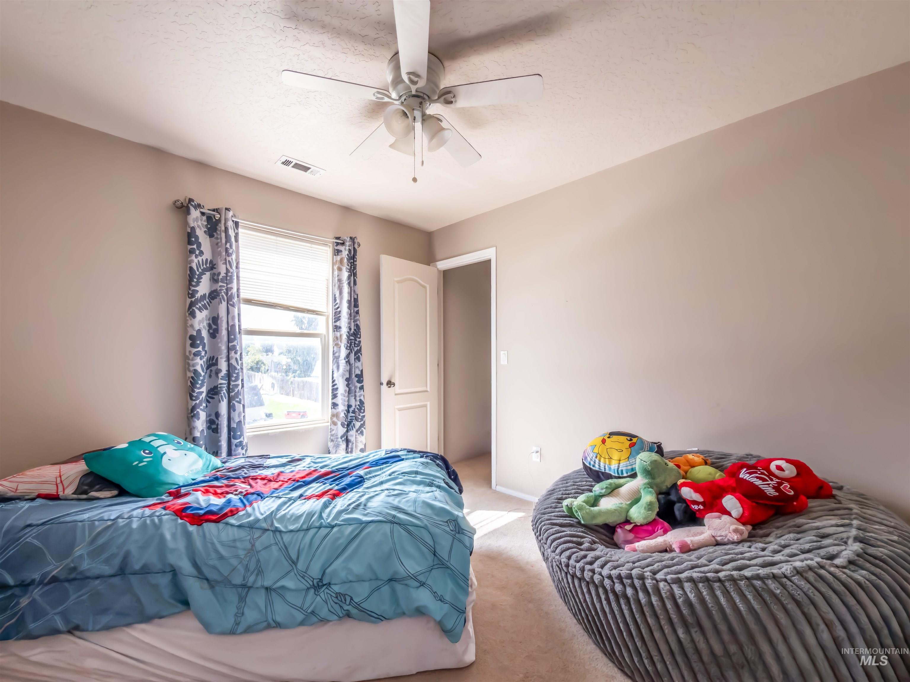 14256 Pearl Pointe Dr, Caldwell, Idaho 83607, 4 Bedrooms, 2.5 Bathrooms, Residential For Sale, Price $450,000, 99001333