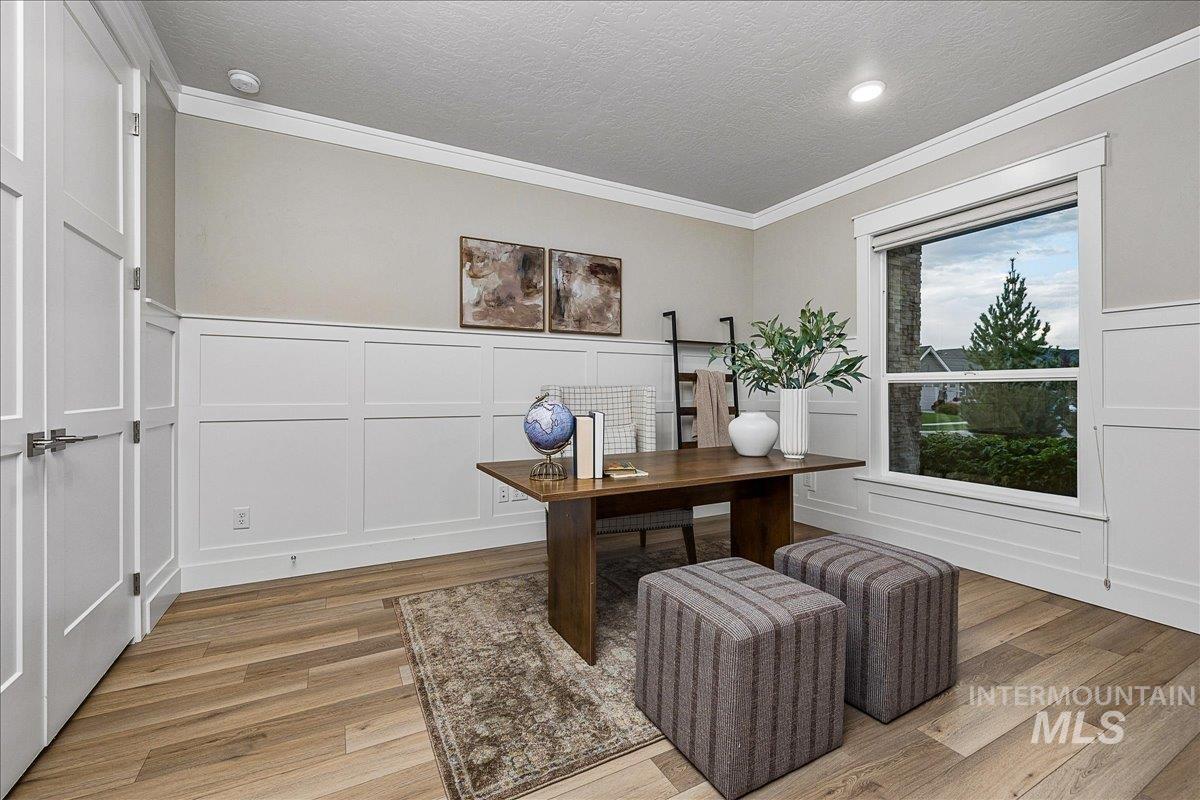 5693 W Pulaski St., Eagle, Idaho 83616, 4 Bedrooms, 2.5 Bathrooms, Residential For Sale, Price $1,150,000, 99001335
