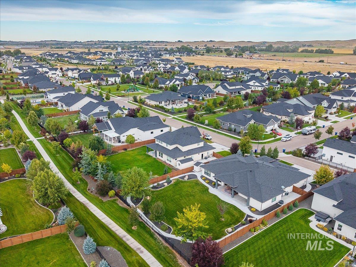 5693 W Pulaski St., Eagle, Idaho 83616, 4 Bedrooms, 2.5 Bathrooms, Residential For Sale, Price $1,150,000, 99001335