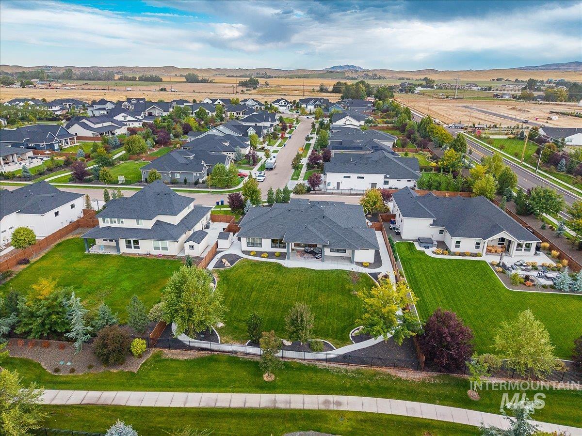5693 W Pulaski St., Eagle, Idaho 83616, 4 Bedrooms, 2.5 Bathrooms, Residential For Sale, Price $1,150,000, 99001335