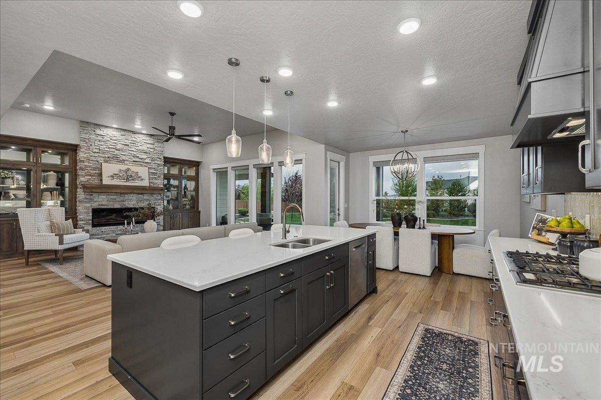 5693 W Pulaski St., Eagle, Idaho 83616, 4 Bedrooms, 2.5 Bathrooms, Residential For Sale, Price $1,150,000, 99001335