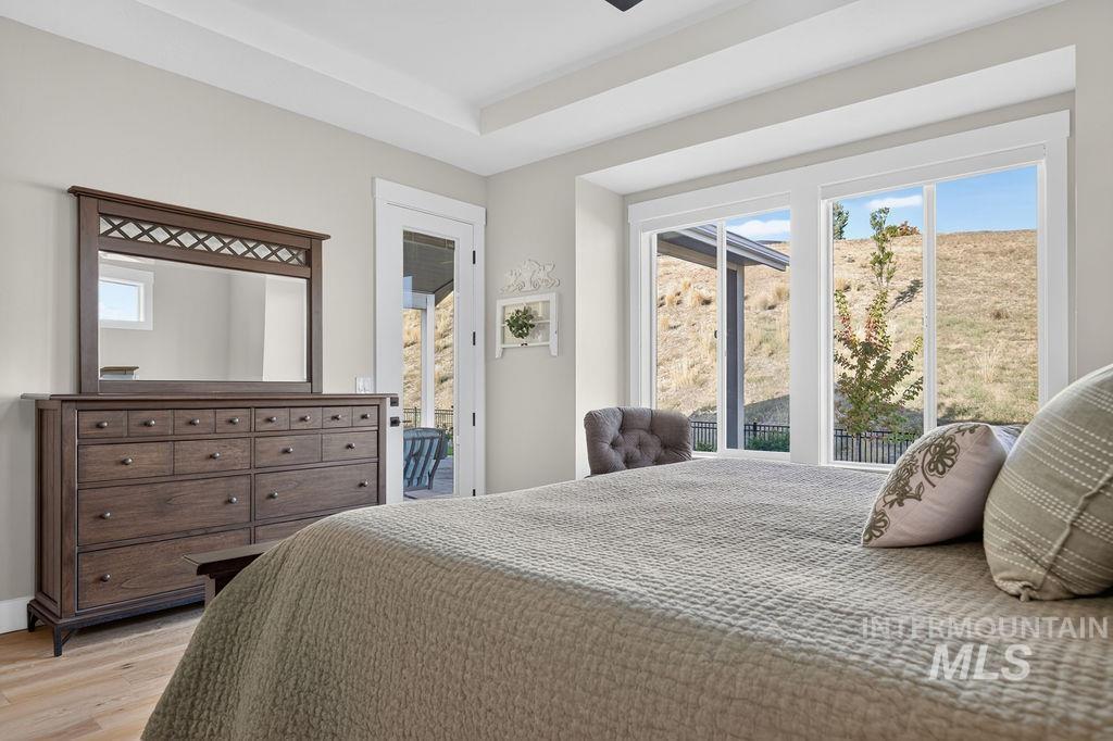17949 N Yetholm Pl, Boise, Idaho 83714, 3 Bedrooms, 3.5 Bathrooms, Residential For Sale, Price $1,115,000, 99001336