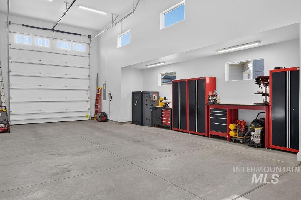 17949 N Yetholm Pl, Boise, Idaho 83714, 3 Bedrooms, 3.5 Bathrooms, Residential For Sale, Price $1,115,000, 99001336