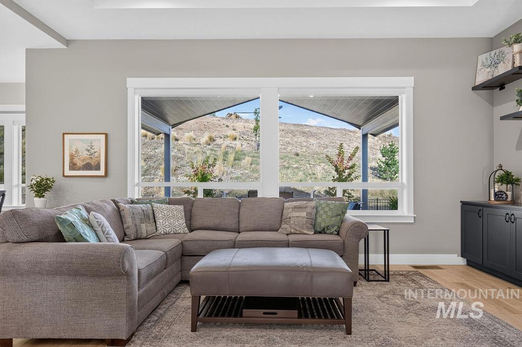 17949 N Yetholm Pl, Boise, Idaho 83714, 3 Bedrooms, 3.5 Bathrooms, Residential For Sale, Price $1,115,000, 99001336