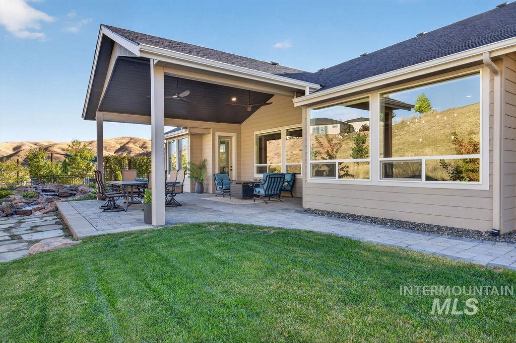 17949 N Yetholm Pl, Boise, Idaho 83714, 3 Bedrooms, 3.5 Bathrooms, Residential For Sale, Price $1,115,000, 99001336