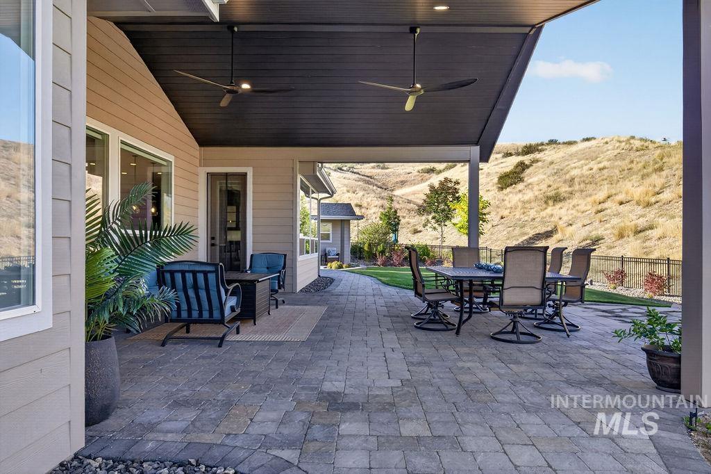 17949 N Yetholm Pl, Boise, Idaho 83714, 3 Bedrooms, 3.5 Bathrooms, Residential For Sale, Price $1,115,000, 99001336