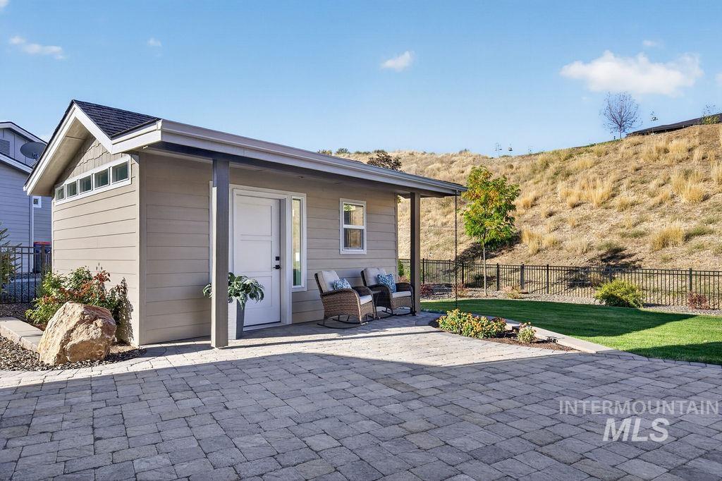 17949 N Yetholm Pl, Boise, Idaho 83714, 3 Bedrooms, 3.5 Bathrooms, Residential For Sale, Price $1,115,000, 99001336