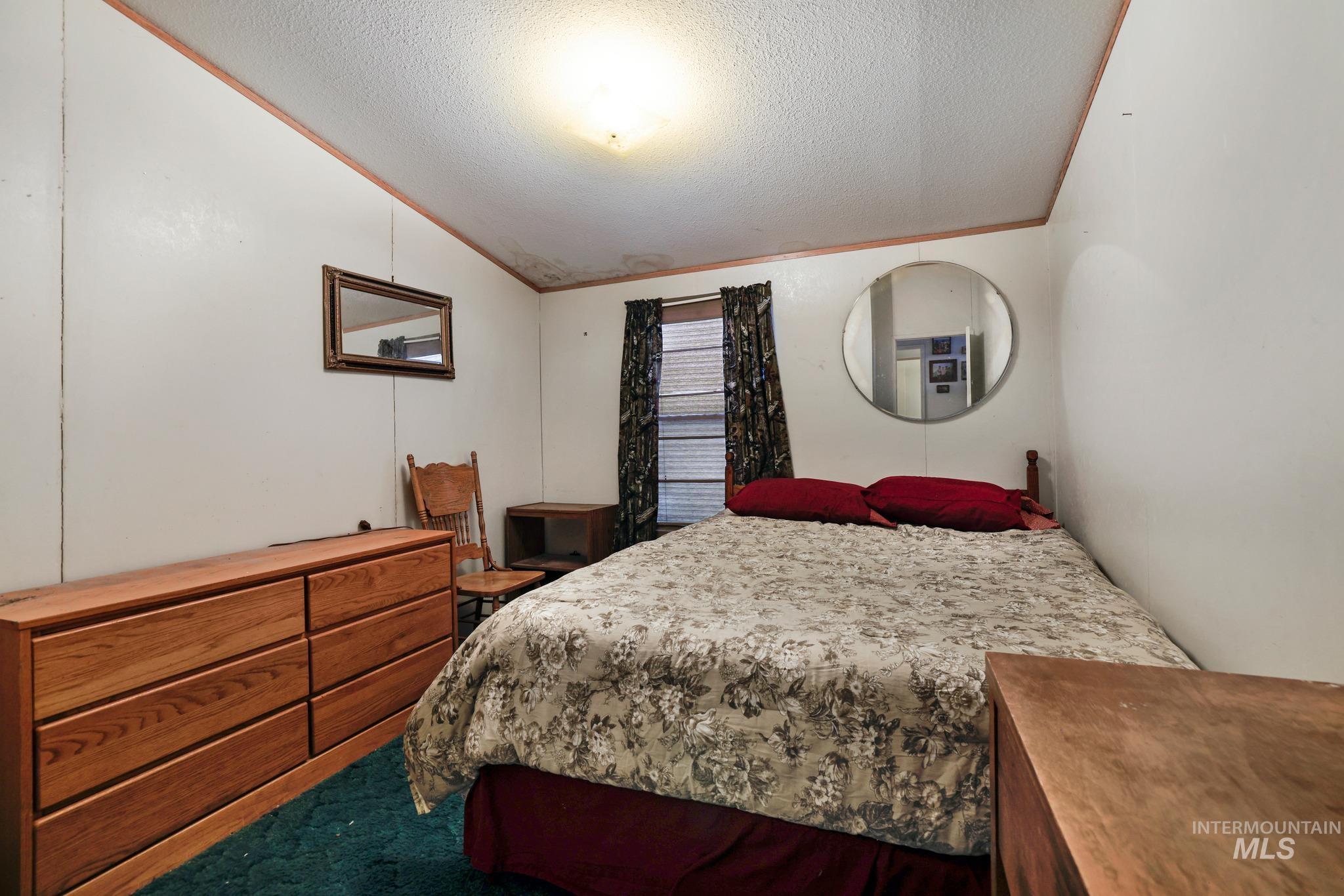 2173 S 1800 E, Gooding, Idaho 83330, 3 Bedrooms, 2 Bathrooms, Residential For Sale, Price $319,990,MLS 99001342