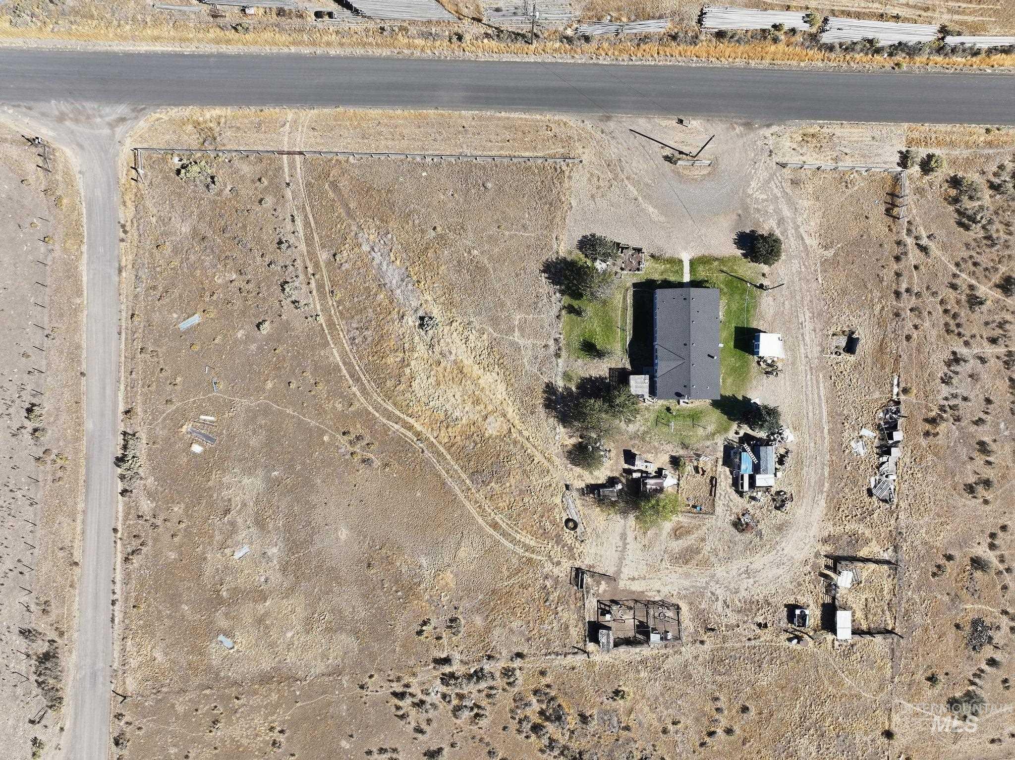 2173 S 1800 E, Gooding, Idaho 83330, 3 Bedrooms, 2 Bathrooms, Residential For Sale, Price $319,990,MLS 99001342