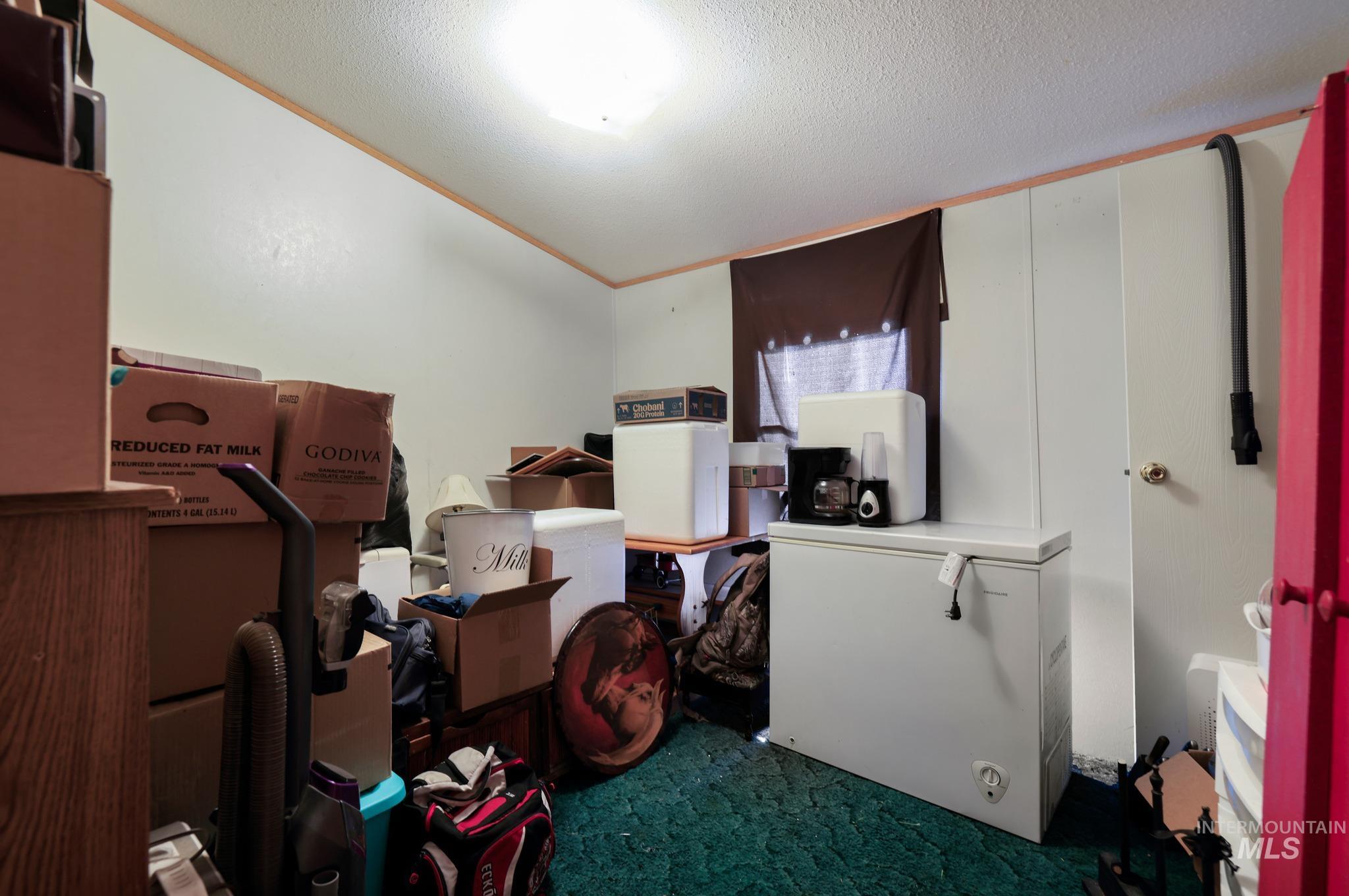 2173 S 1800 E, Gooding, Idaho 83330, 3 Bedrooms, 2 Bathrooms, Residential For Sale, Price $319,990,MLS 99001342