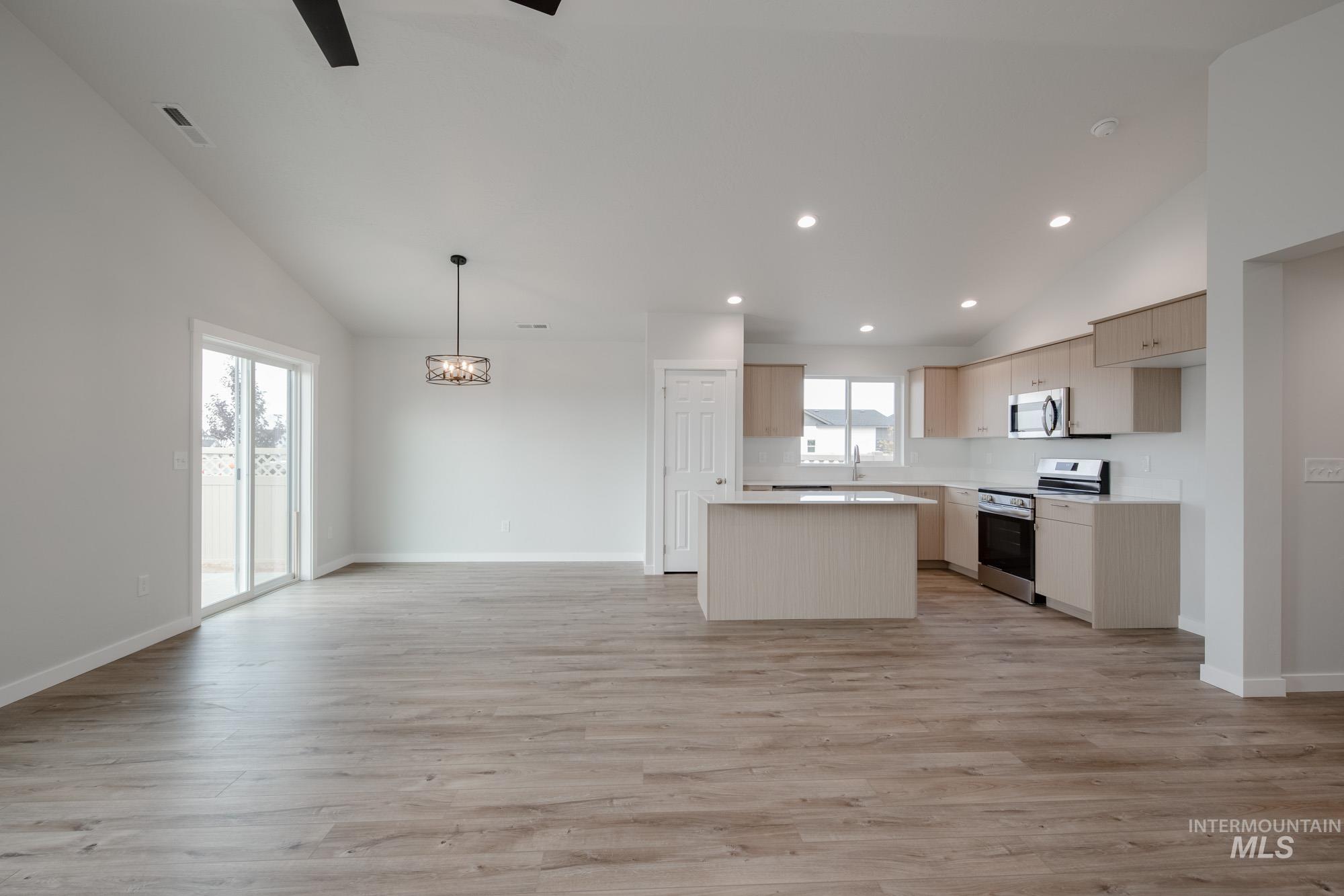 9084 W Violet St, Nampa, Idaho 83687, 3 Bedrooms, 2 Bathrooms, Residential For Sale, Price $418,990, 99001343