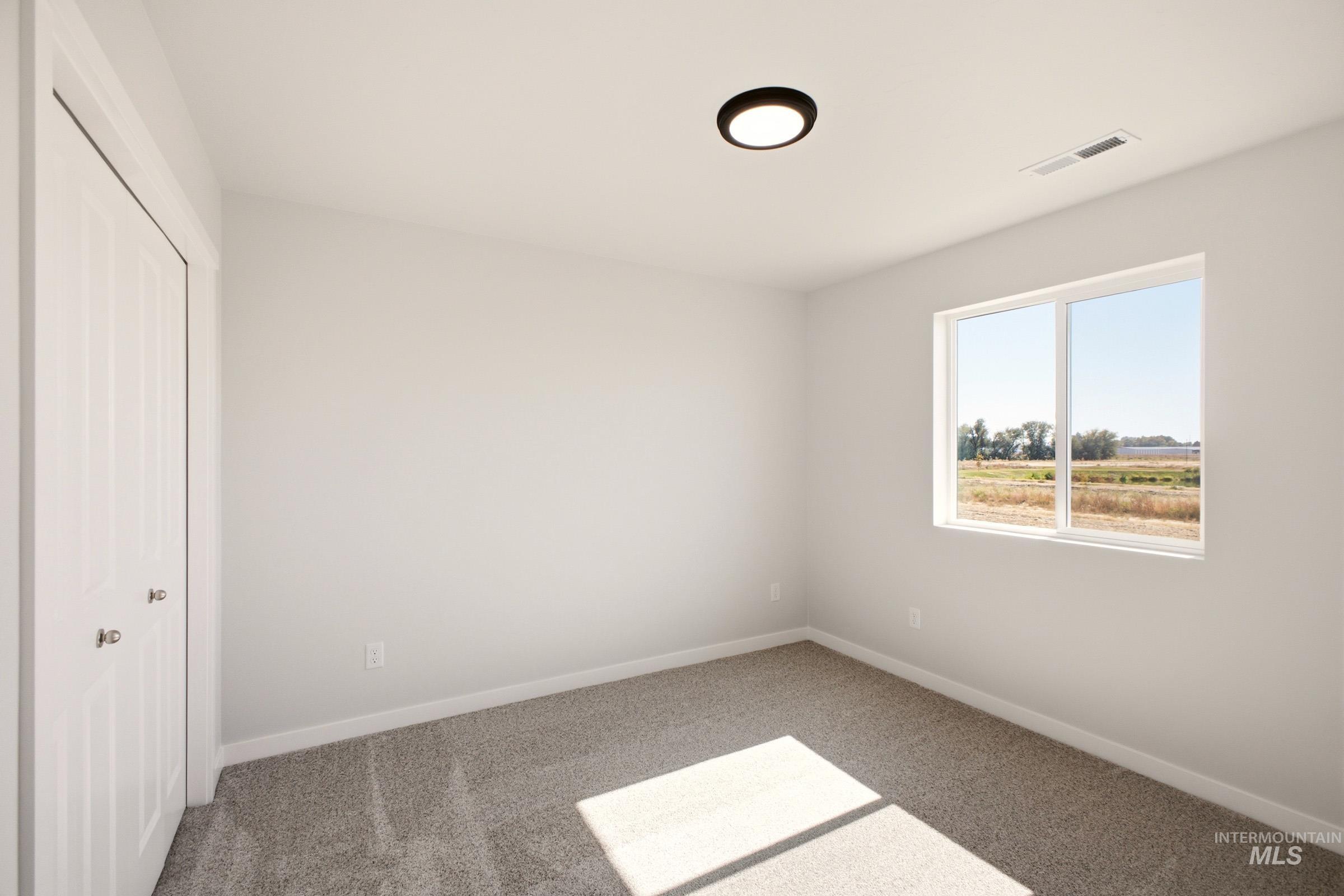 1811 Gyrfalcon St, Middleton, Idaho 83644, 4 Bedrooms, 2.5 Bathrooms, Residential For Sale, Price $464,990,MLS 99001344