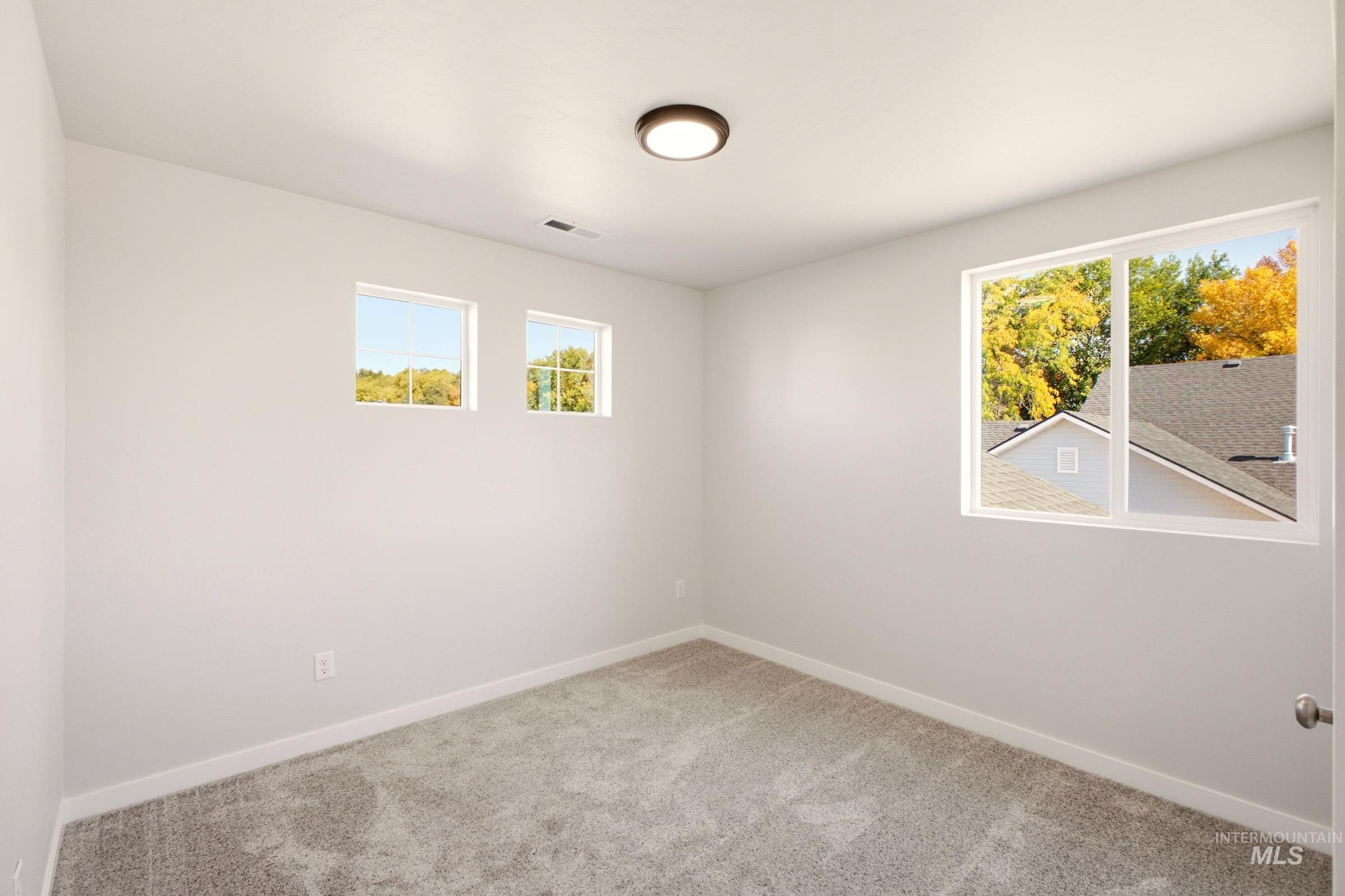 1811 Gyrfalcon St, Middleton, Idaho 83644, 4 Bedrooms, 2.5 Bathrooms, Residential For Sale, Price $464,990,MLS 99001344
