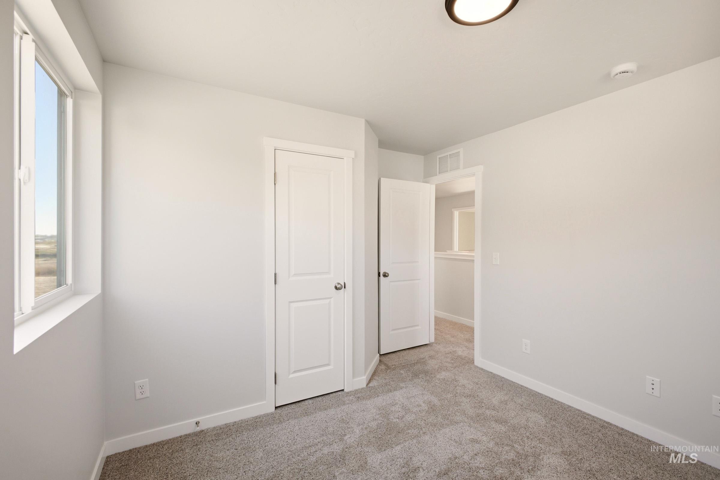 1811 Gyrfalcon St, Middleton, Idaho 83644, 4 Bedrooms, 2.5 Bathrooms, Residential For Sale, Price $464,990,MLS 99001344