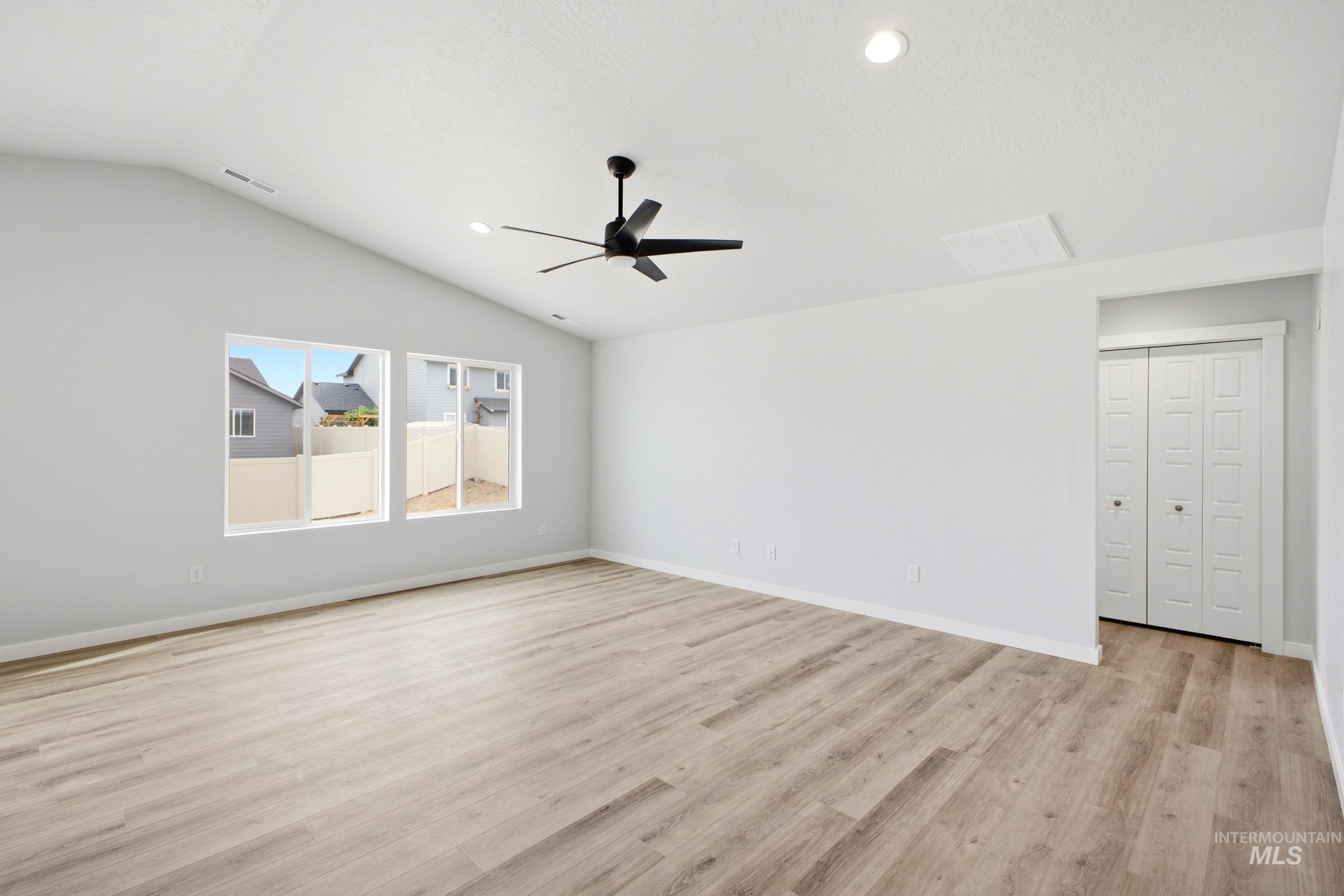 9068 W Violet St, Nampa, Idaho 83687, 3 Bedrooms, 2 Bathrooms, Residential For Sale, Price $419,990, 99001345