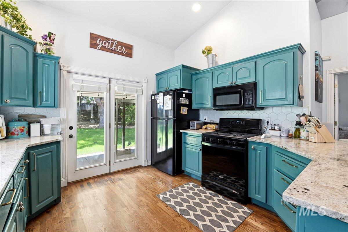23157 Forest Hills Loop, Caldwell, Idaho 83607, 3 Bedrooms, 2 Bathrooms, Residential For Sale, Price $470,000, 99001348