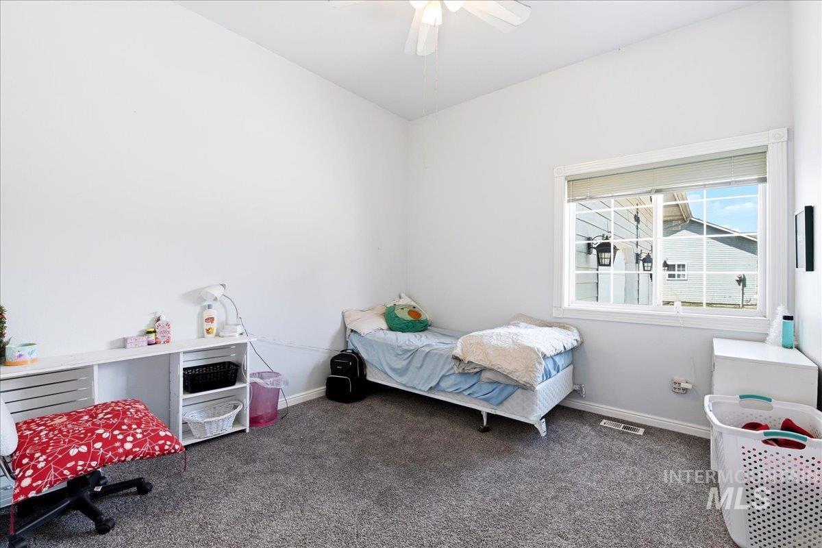 23157 Forest Hills Loop, Caldwell, Idaho 83607, 3 Bedrooms, 2 Bathrooms, Residential For Sale, Price $470,000, 99001348