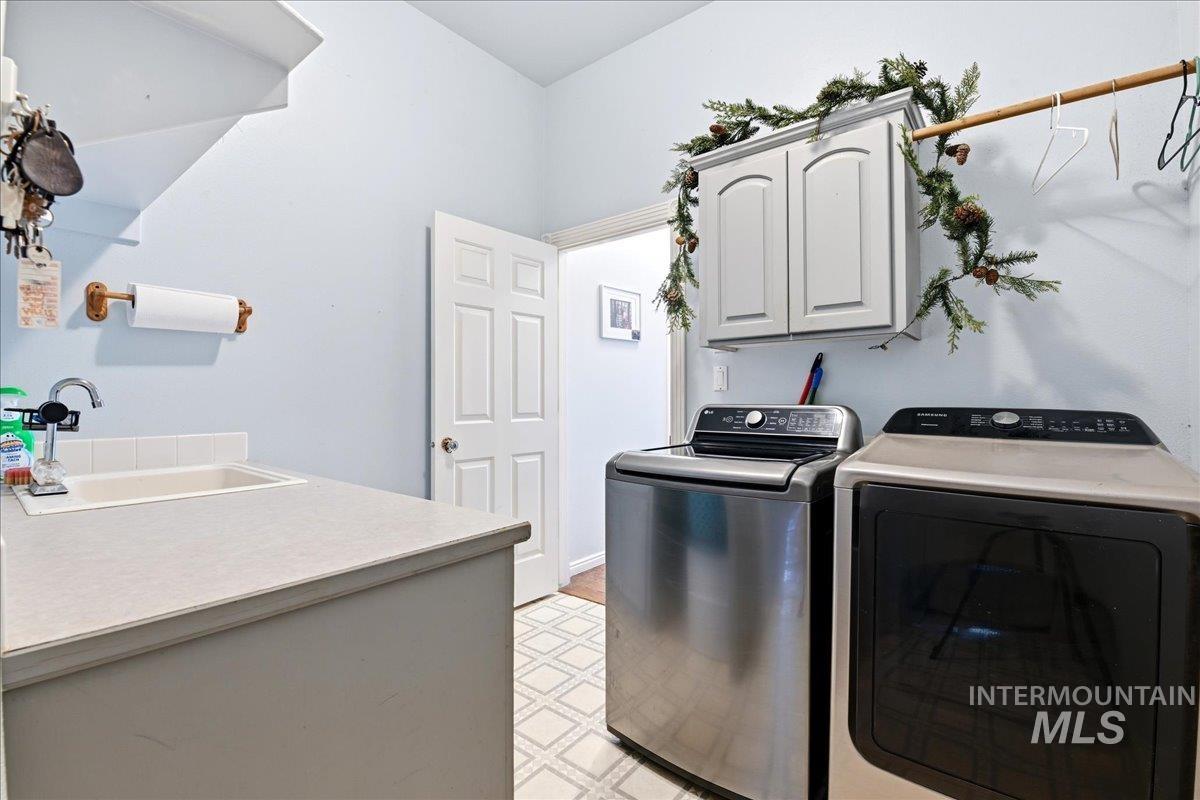 23157 Forest Hills Loop, Caldwell, Idaho 83607, 3 Bedrooms, 2 Bathrooms, Residential For Sale, Price $470,000, 99001348