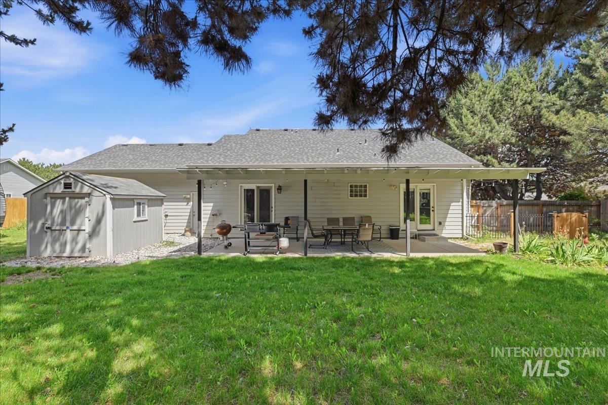 23157 Forest Hills Loop, Caldwell, Idaho 83607, 3 Bedrooms, 2 Bathrooms, Residential For Sale, Price $470,000, 99001348