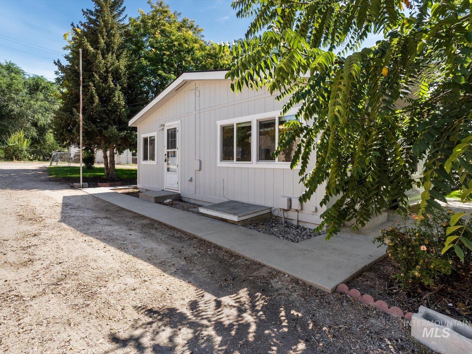509 17th N Ave, Nampa, Idaho 83687, 3 Bedrooms, 2 Bathrooms, Residential For Sale, Price $380,000, 99001350