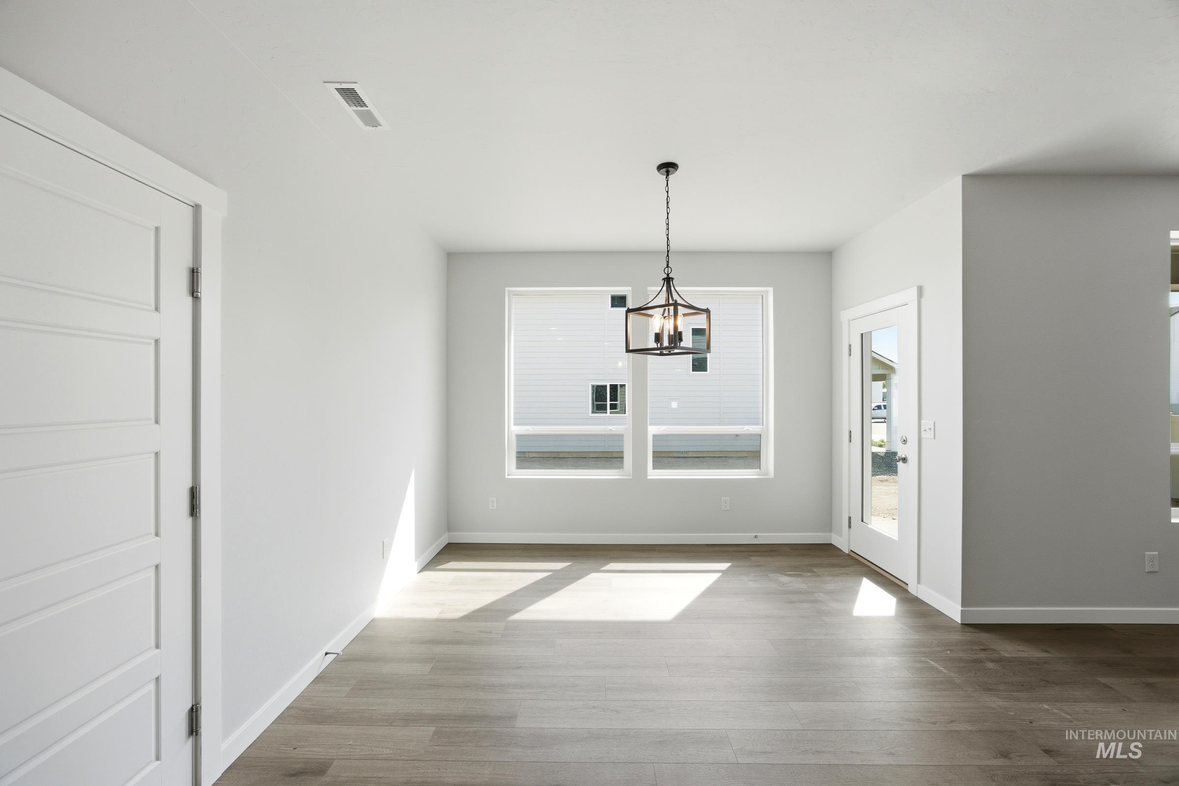 4989 S Bleachfield Ave, Meridian, Idaho 83642, 4 Bedrooms, 2.5 Bathrooms, Residential For Sale, Price $679,990, 99001357