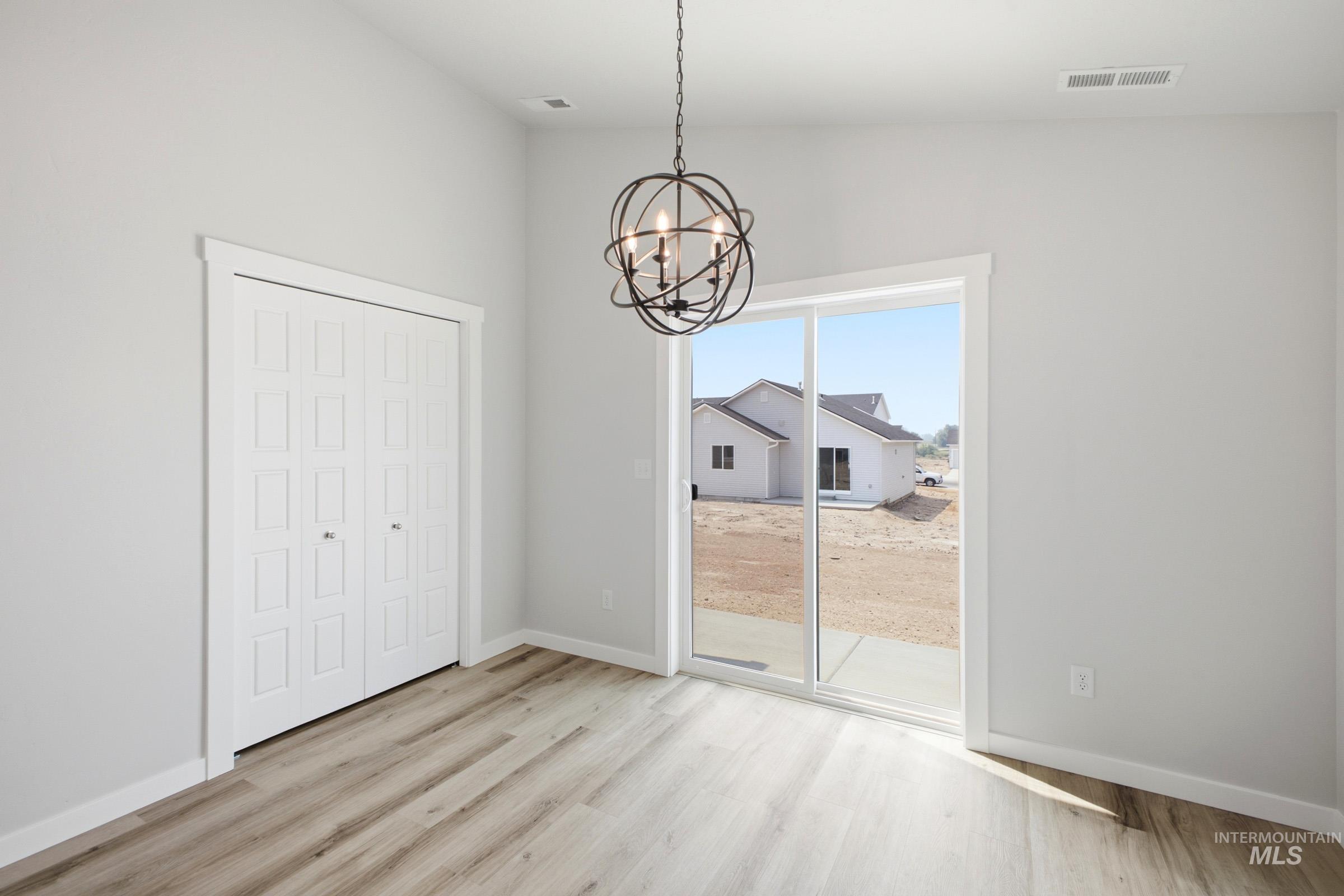 1386 N Coltsfoot Ave, Kuna, Idaho 83634, 3 Bedrooms, 2 Bathrooms, Residential For Sale, Price $409,990,MLS 99001358