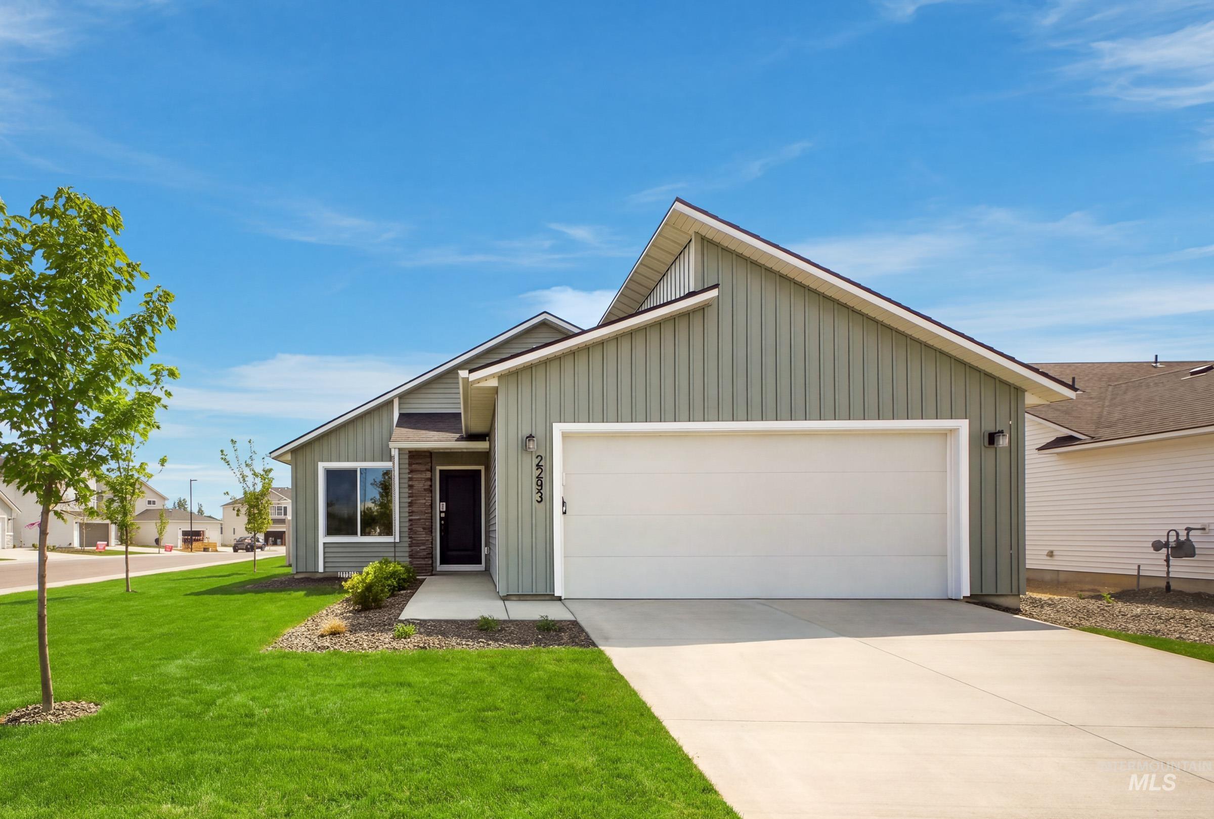 2293 W Red Jasper Dr, Kuna, Idaho 83634, 3 Bedrooms, 2 Bathrooms, Residential For Sale, Price $410,990,MLS 99001360