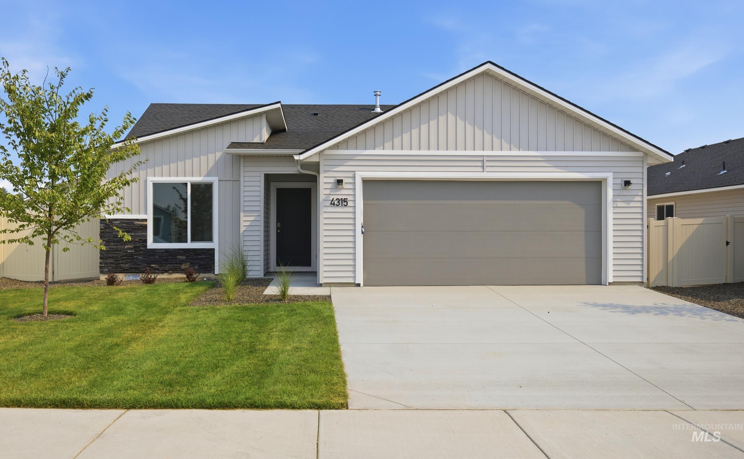 2282 W Tar Sands Dr, Kuna, Idaho 83634, 3 Bedrooms, 2 Bathrooms, Residential For Sale, Price $429,990,MLS 99001361