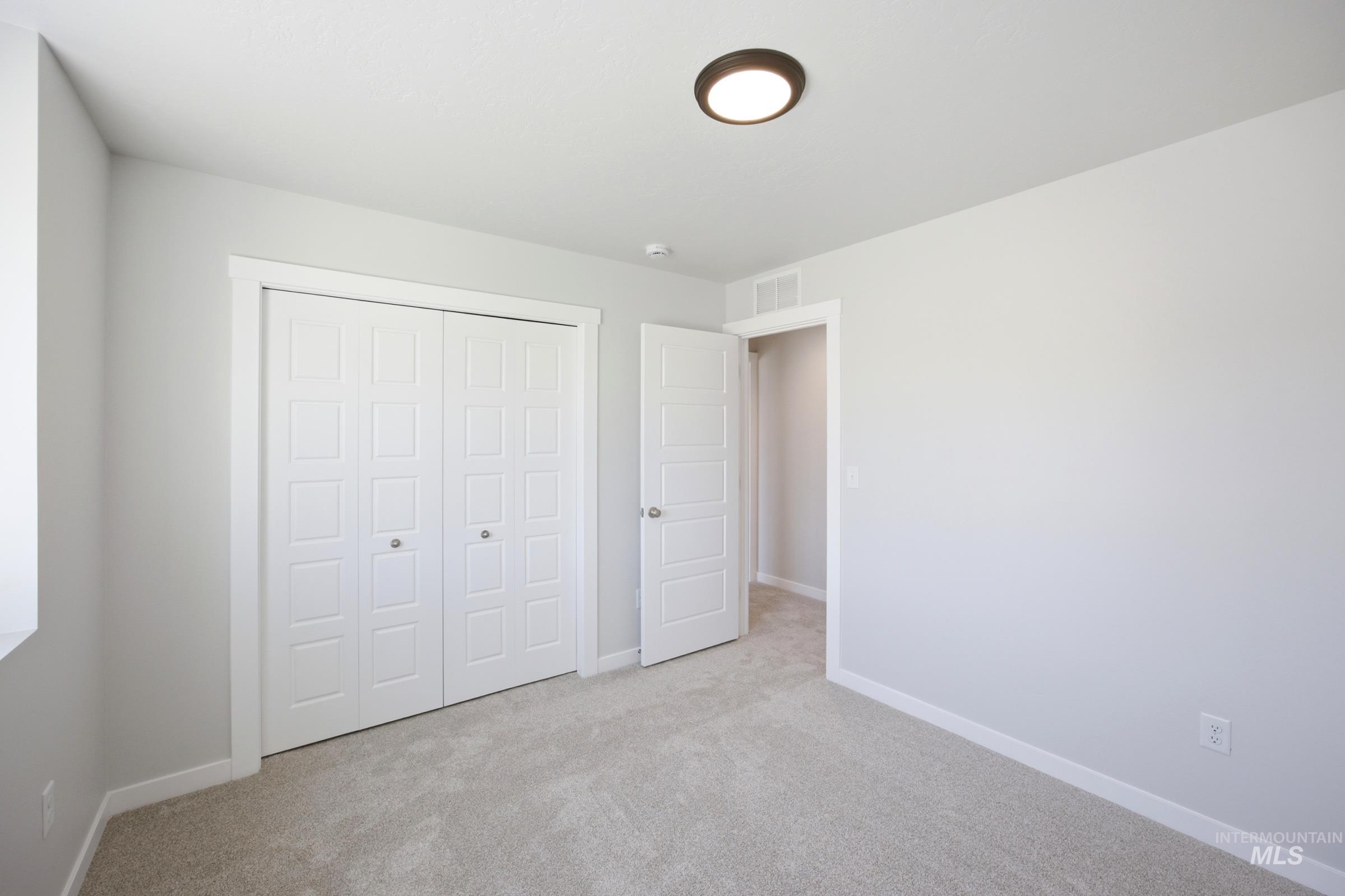 1282 N Coltsfoot Ave, Kuna, Idaho 83634, 4 Bedrooms, 2.5 Bathrooms, Residential For Sale, Price $489,990,MLS 99001366
