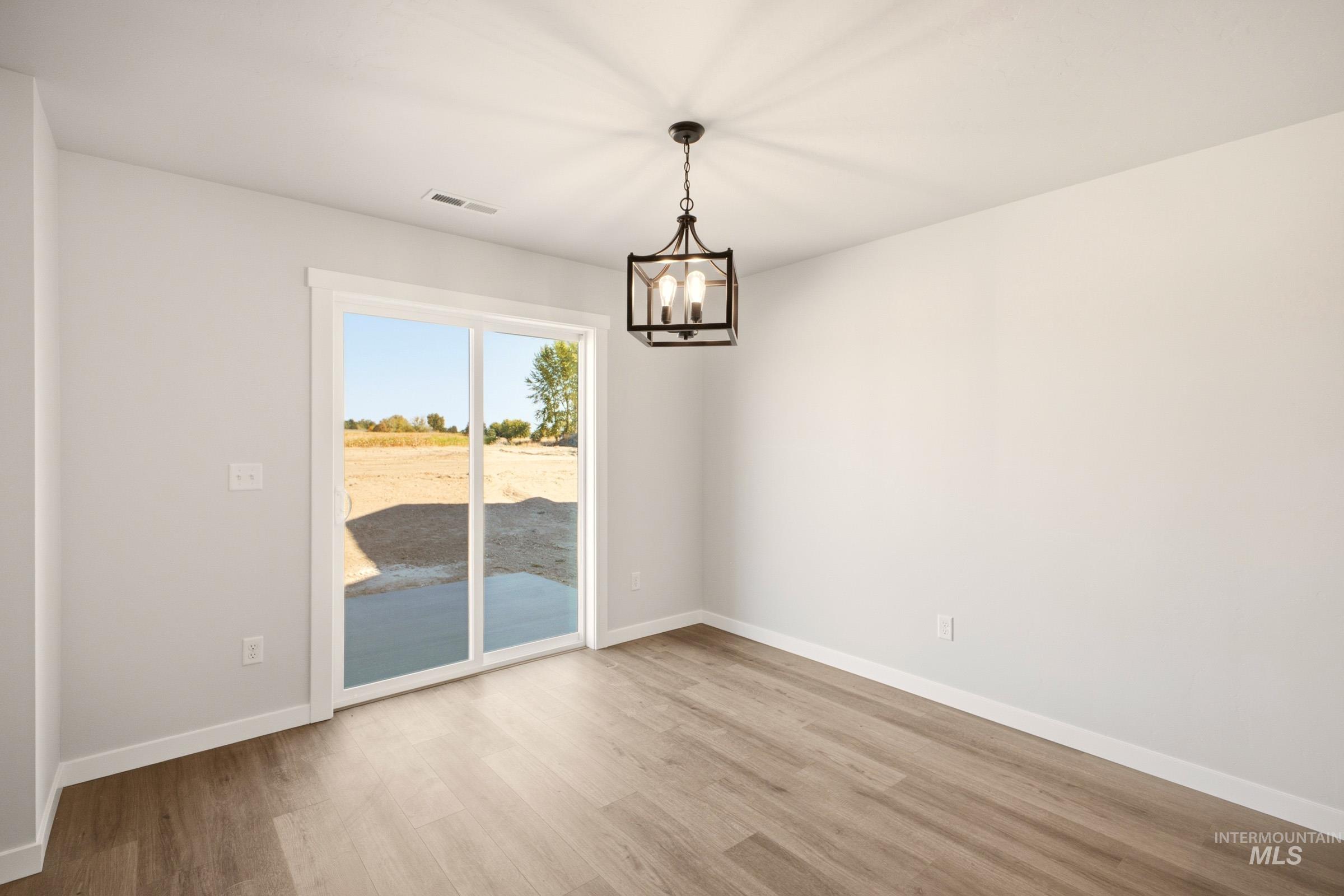 1282 N Coltsfoot Ave, Kuna, Idaho 83634, 4 Bedrooms, 2.5 Bathrooms, Residential For Sale, Price $489,990,MLS 99001366