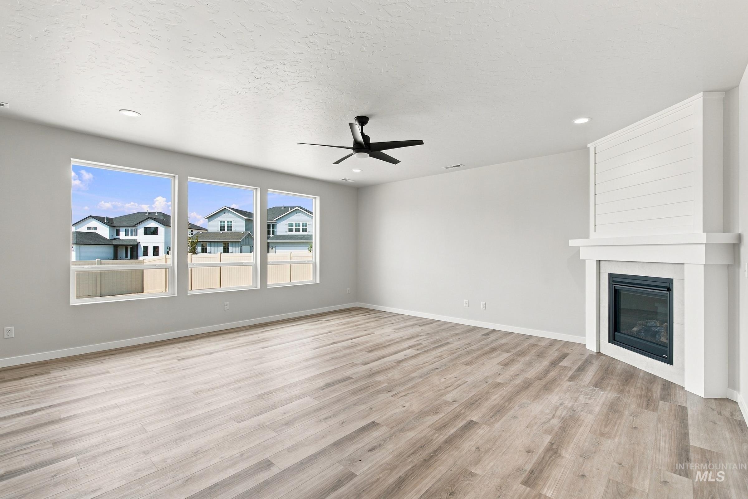 2327 W Tar Sands Dr, Kuna, Idaho 83634, 4 Bedrooms, 3.5 Bathrooms, Residential For Sale, Price $629,990, 99001367