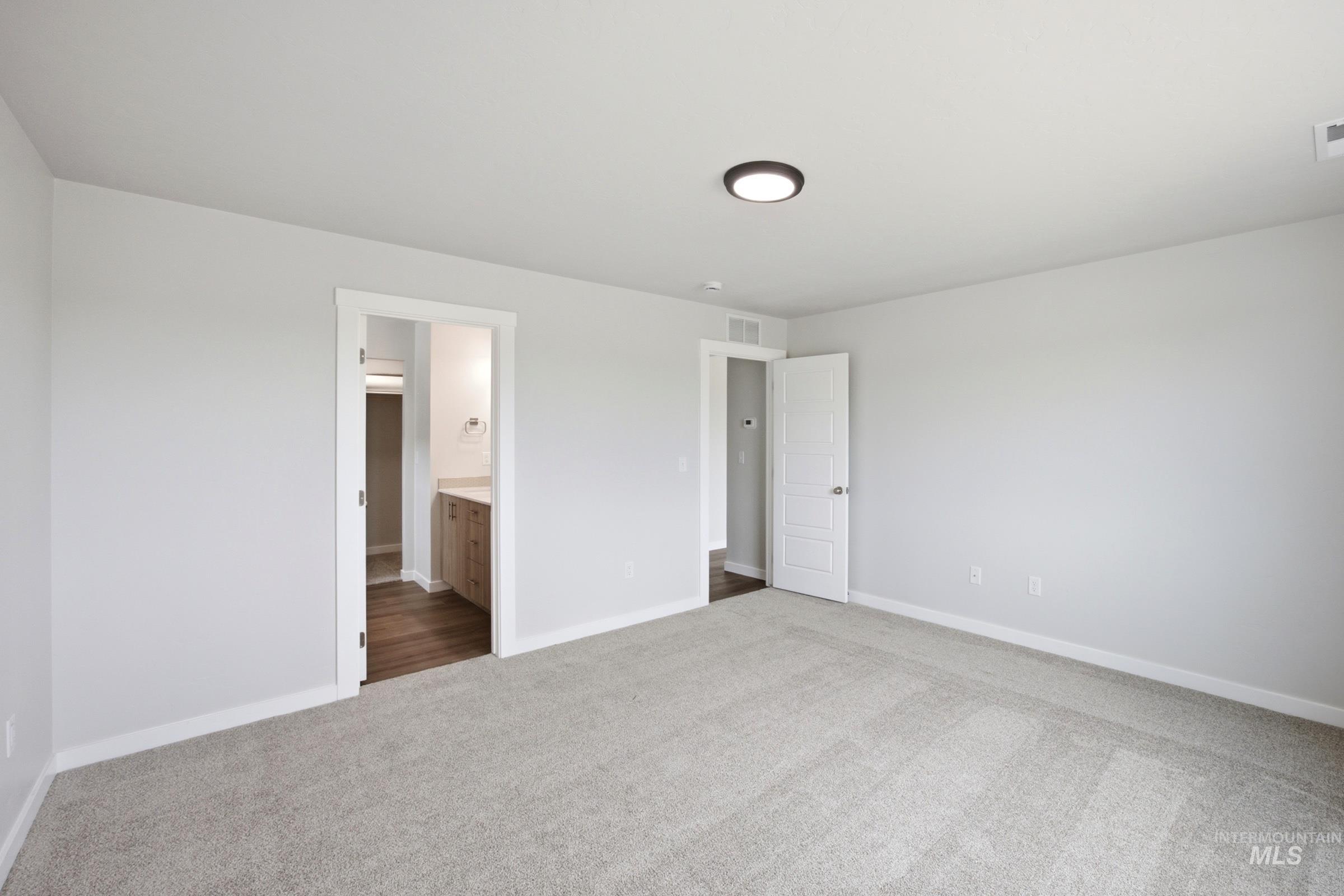 6842 S Lumberton Way, Meridian, Idaho 83642, 3 Bedrooms, 2 Bathrooms, Residential For Sale, Price $429,990,MLS 99001372