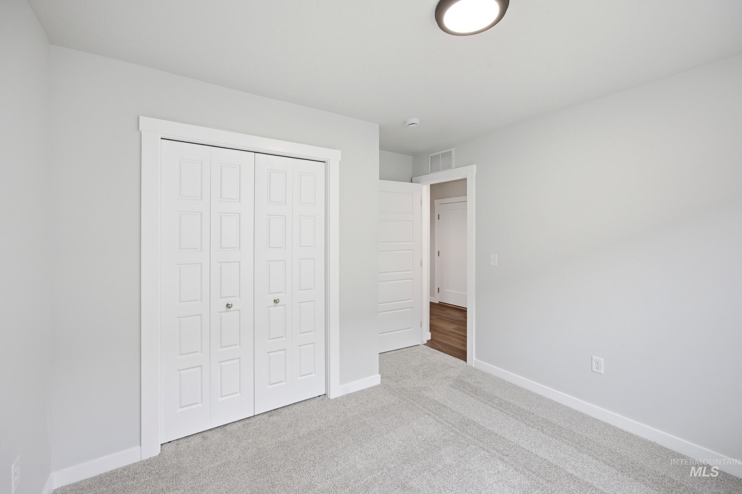 6842 S Lumberton Way, Meridian, Idaho 83642, 3 Bedrooms, 2 Bathrooms, Residential For Sale, Price $429,990,MLS 99001372
