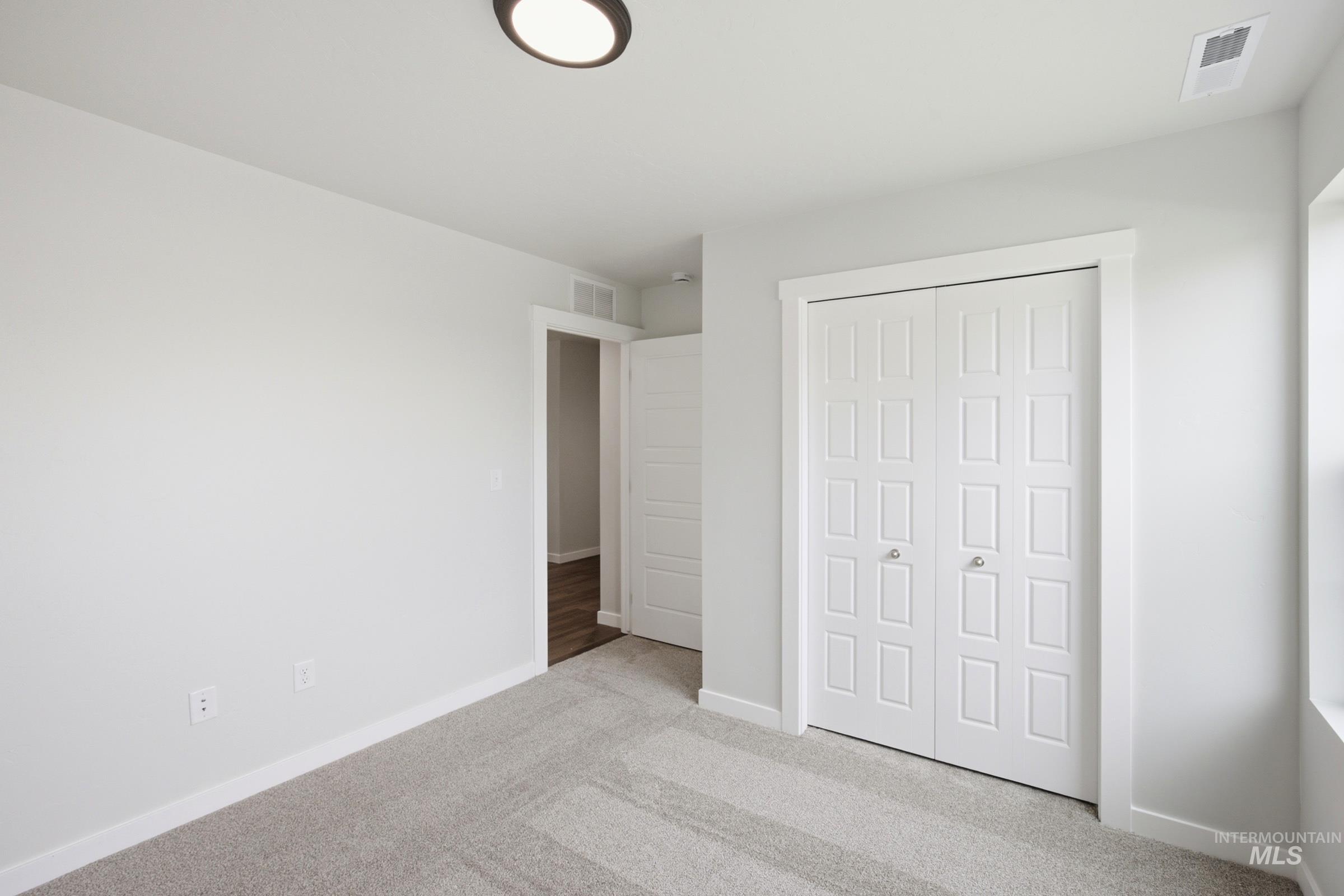 6842 S Lumberton Way, Meridian, Idaho 83642, 3 Bedrooms, 2 Bathrooms, Residential For Sale, Price $429,990,MLS 99001372