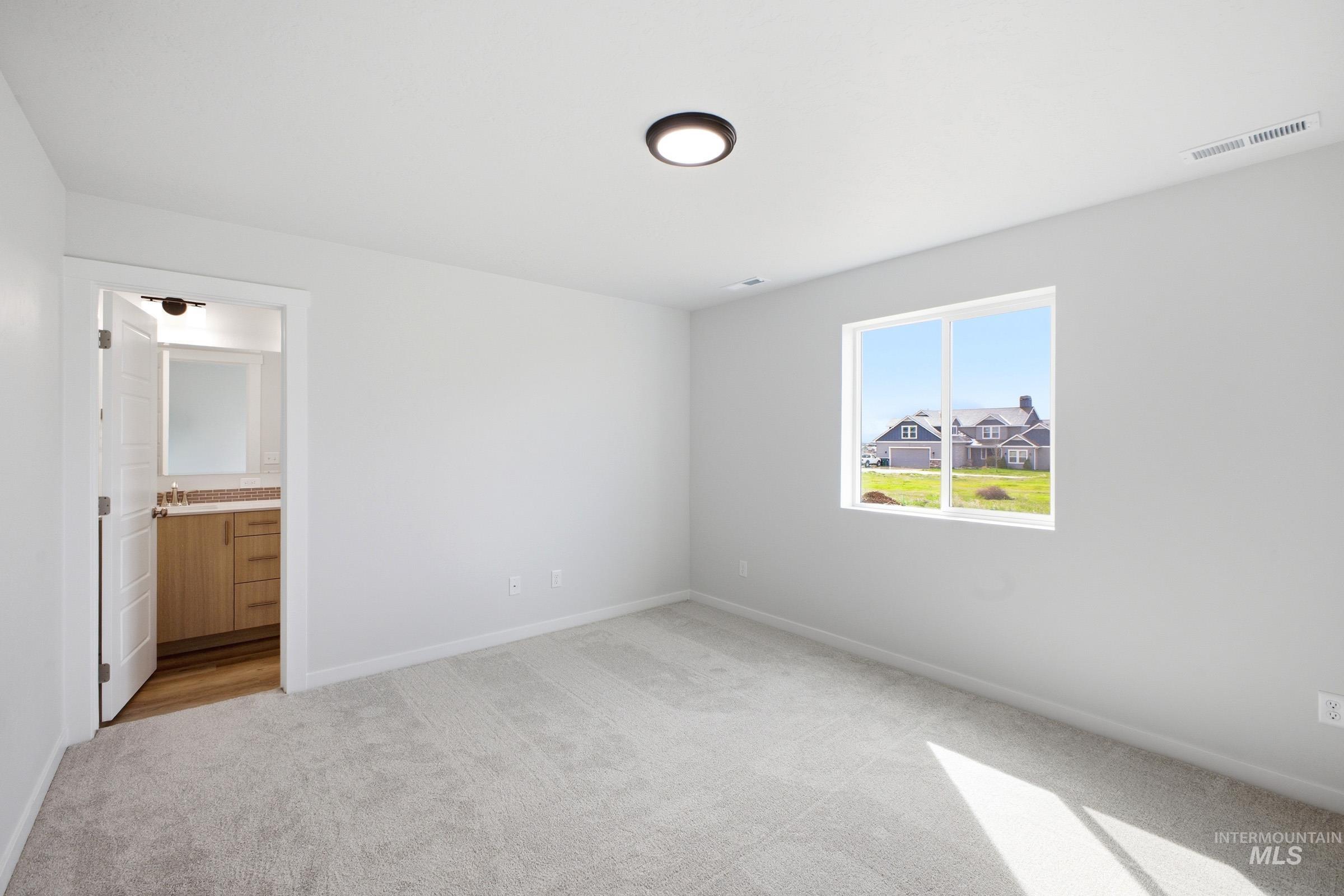 3889 W Lakehills St, Meridian, Idaho 83642, 3 Bedrooms, 2 Bathrooms, Residential For Sale, Price $409,990, 99001376