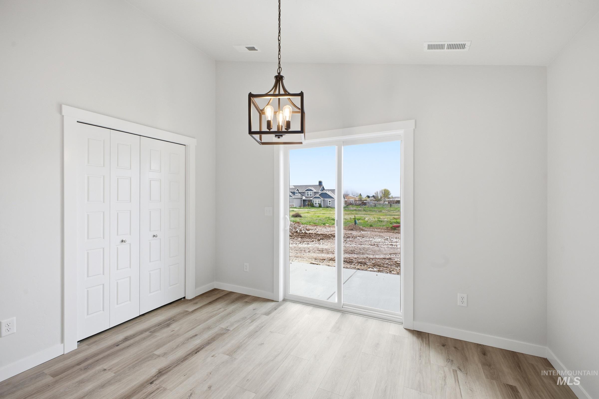 3889 W Lakehills St, Meridian, Idaho 83642, 3 Bedrooms, 2 Bathrooms, Residential For Sale, Price $409,990, 99001376