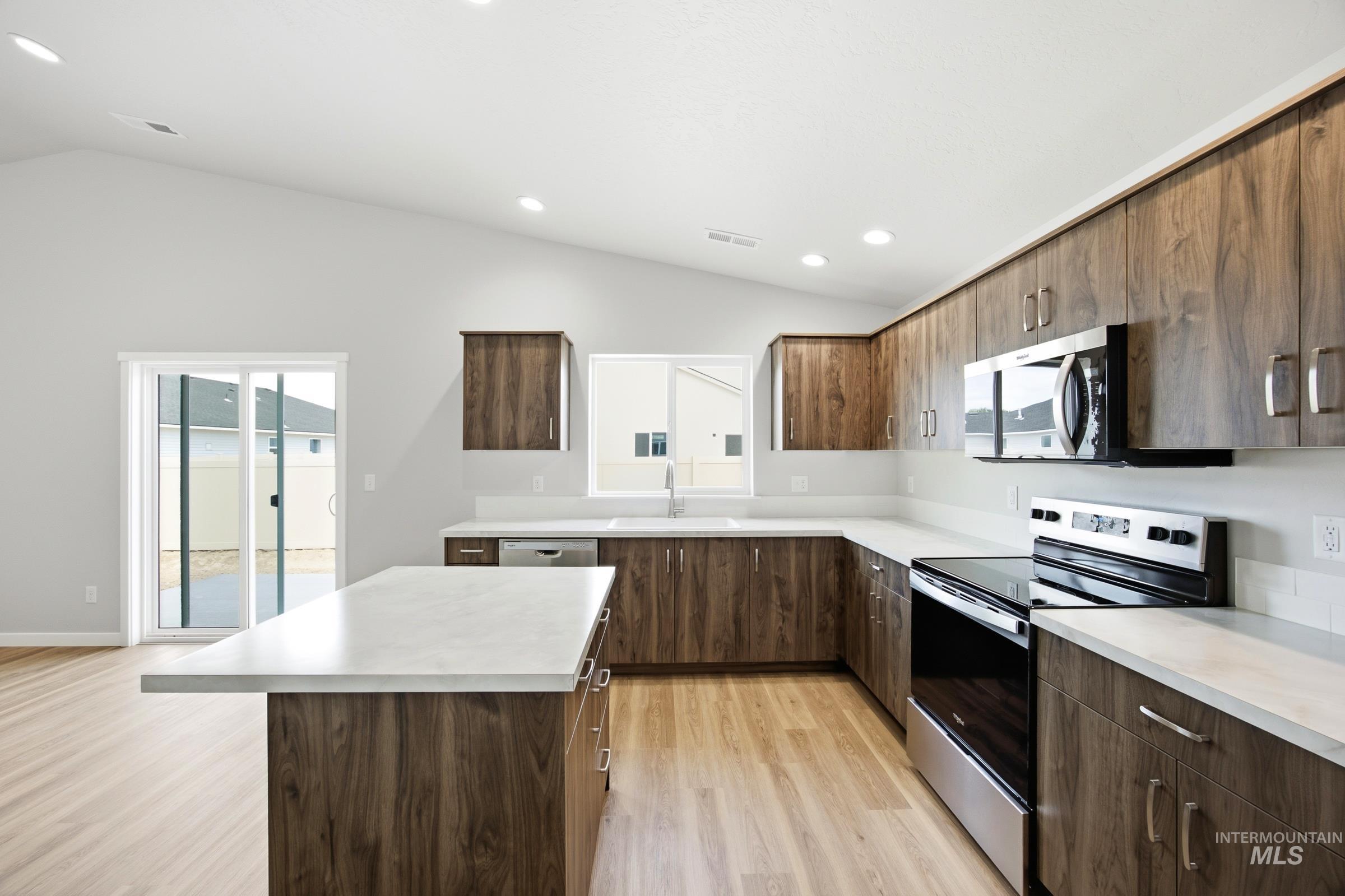 16388 Backfill Ave, Caldwell, Idaho 83607, 4 Bedrooms, 2 Bathrooms, Residential For Sale, Price $434,990, 99001379