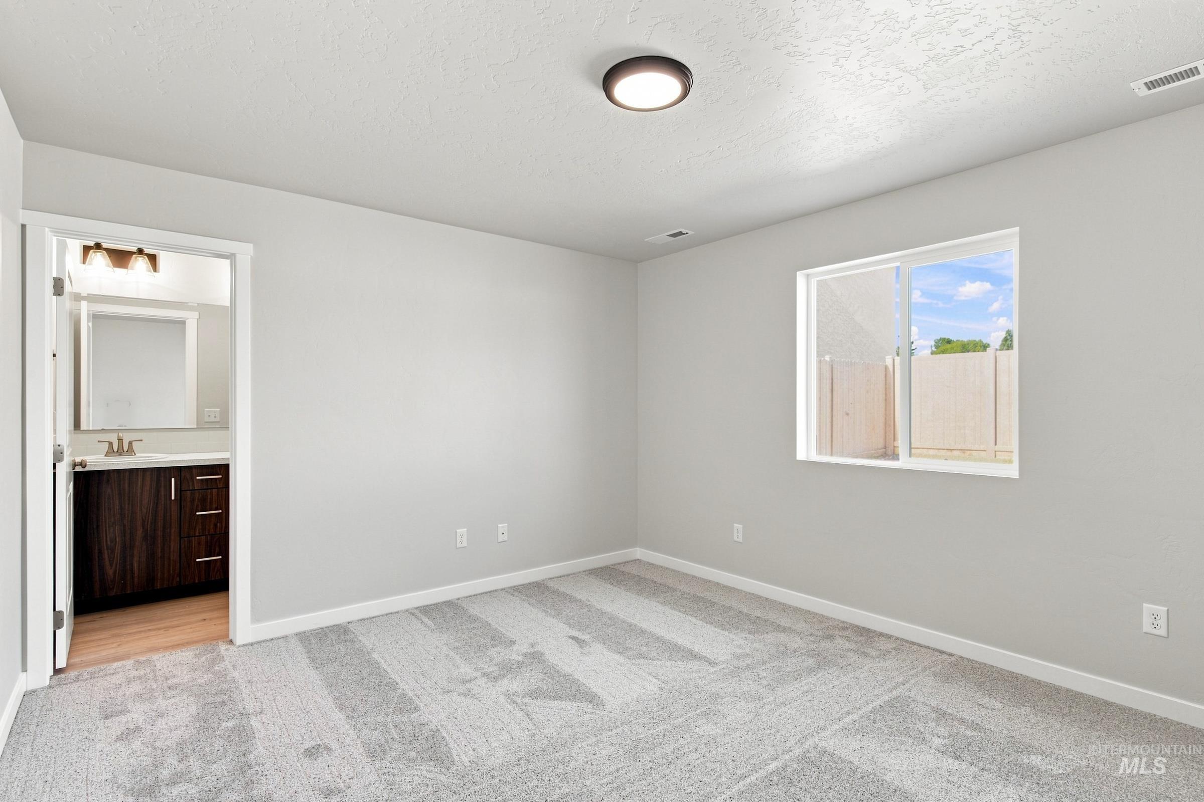 16402 Backfill Ave, Caldwell, Idaho 83607, 3 Bedrooms, 2 Bathrooms, Residential For Sale, Price $382,990, 99001380